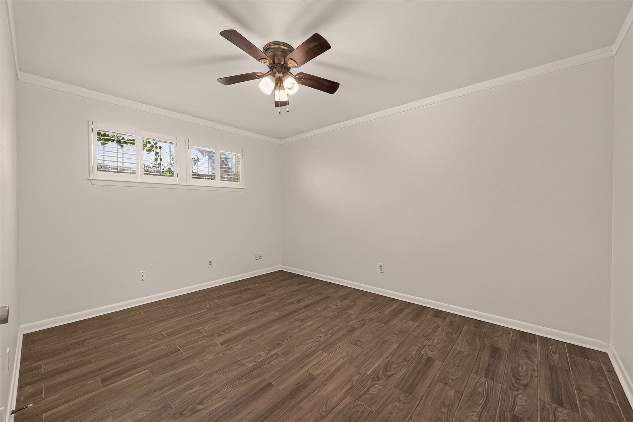 10039 Warwana Property Photo 25