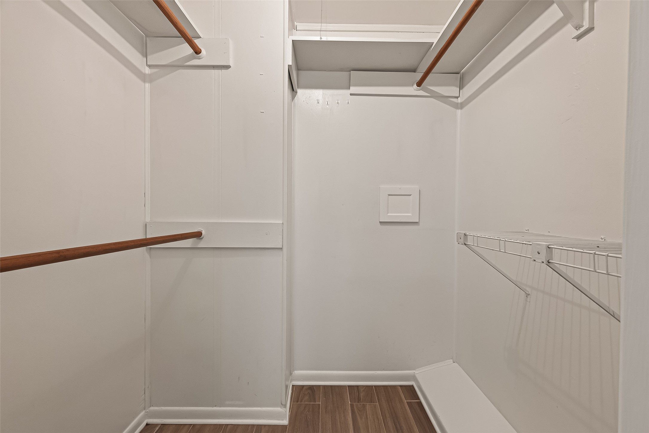 10039 Warwana Property Photo 31