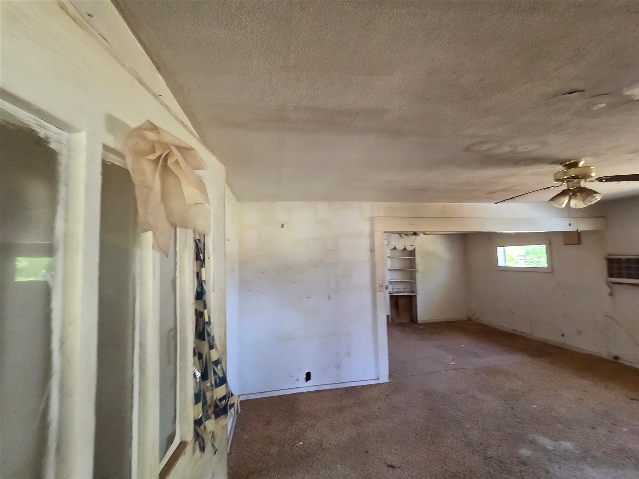 502 E Franklin Avenue Property Photo 2