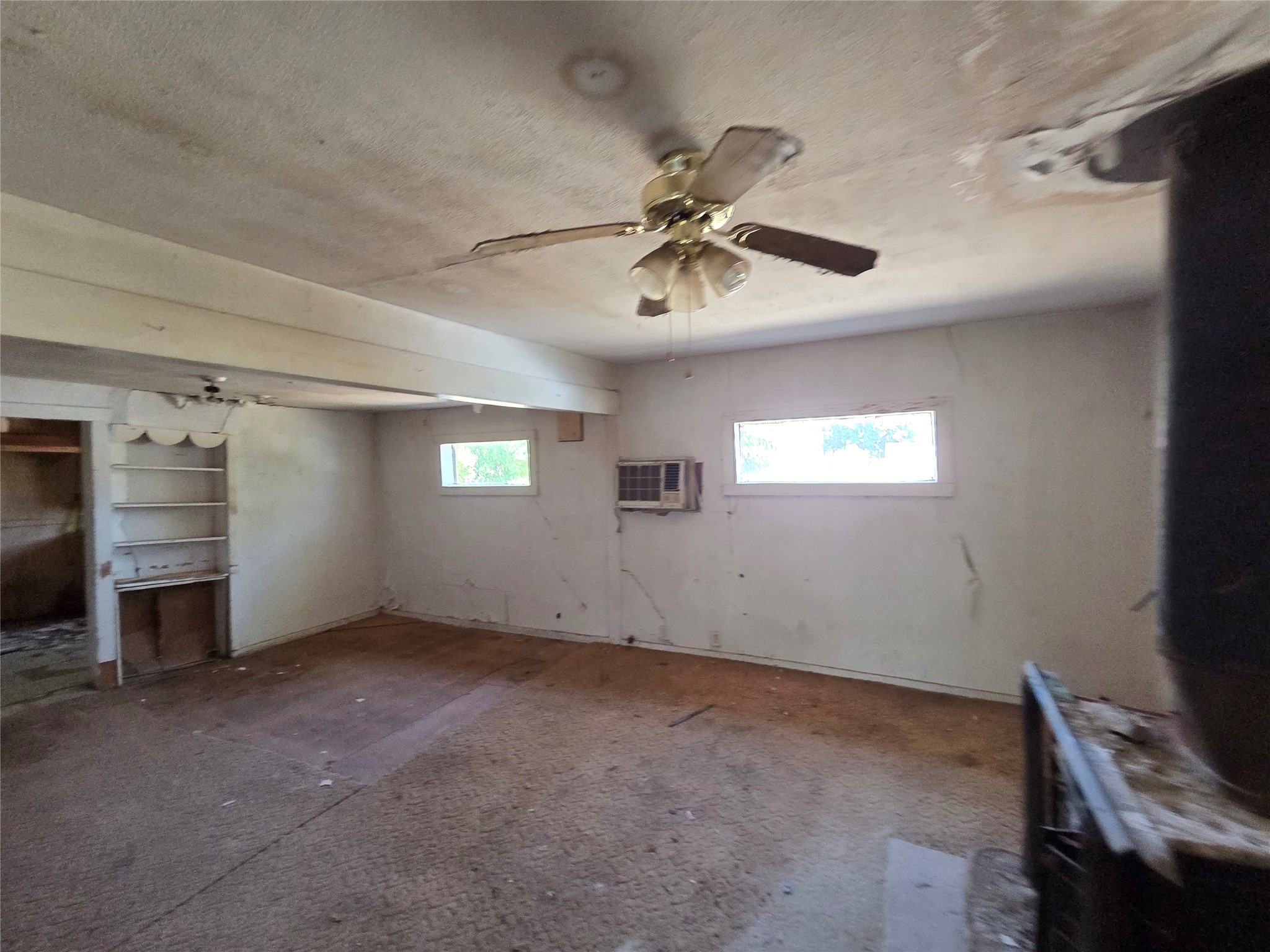 502 E Franklin Avenue Property Photo 4