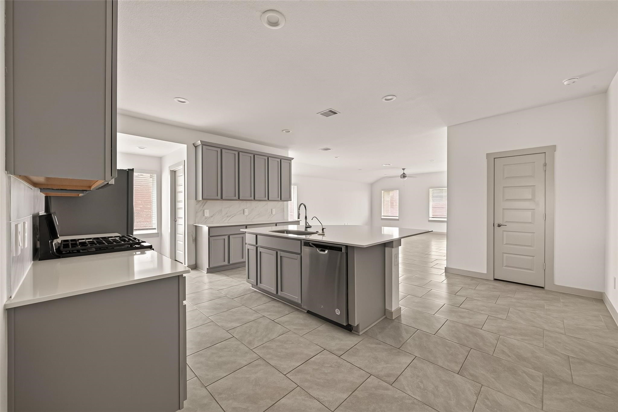 28943 Yachting Point Lane Property Photo 14