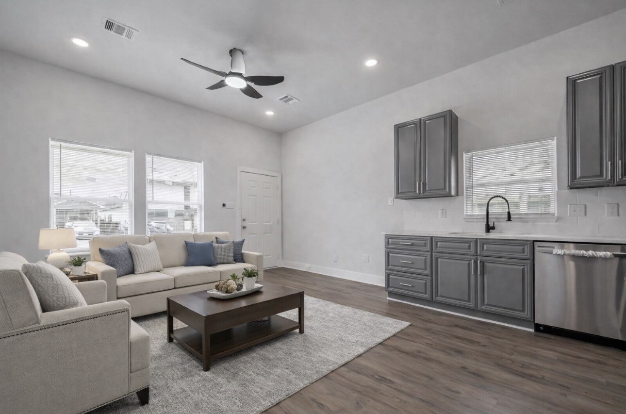7993 Attwater Street Property Photo 4