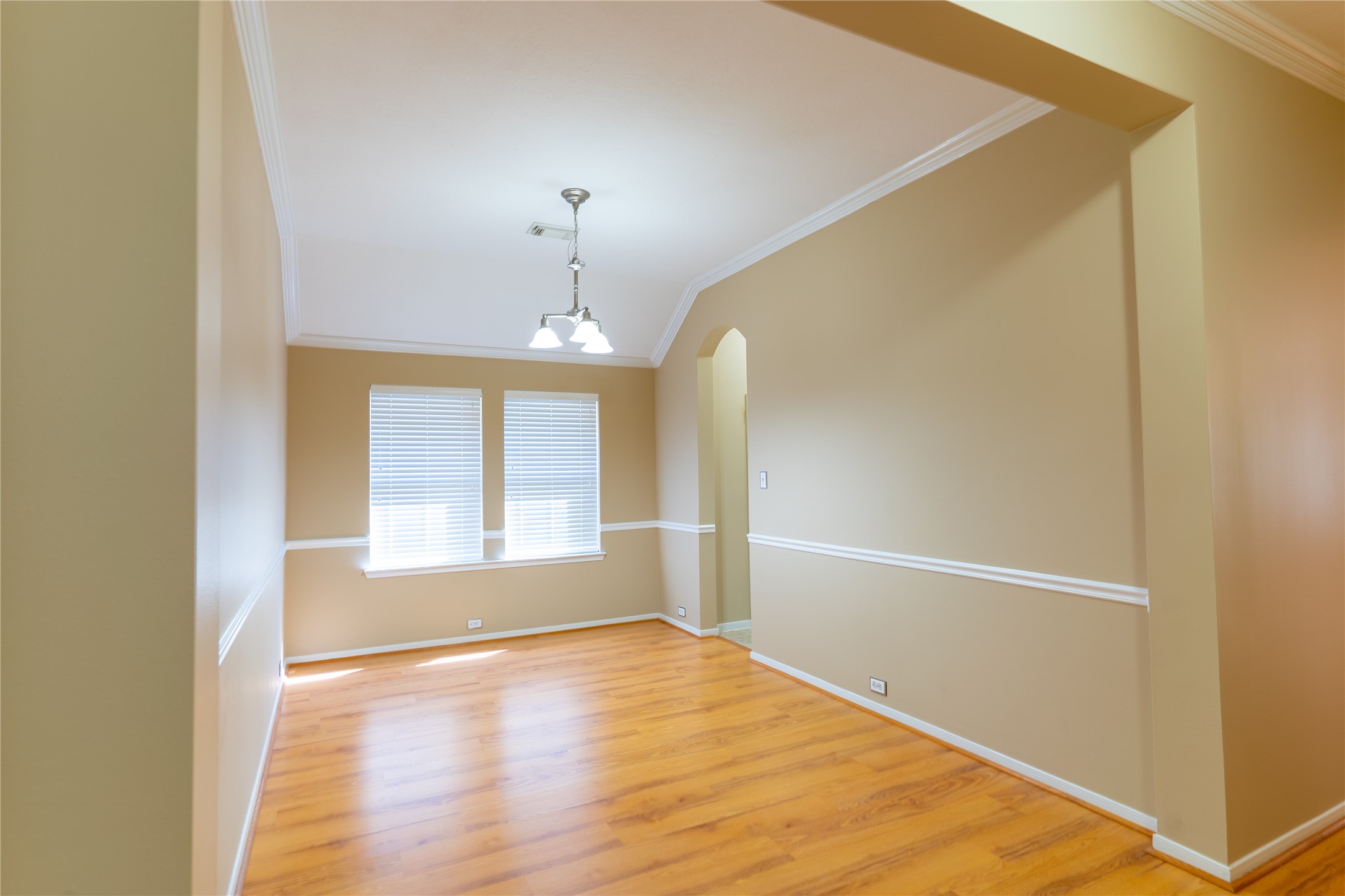 16123 Hitching Post Court Property Photo 5