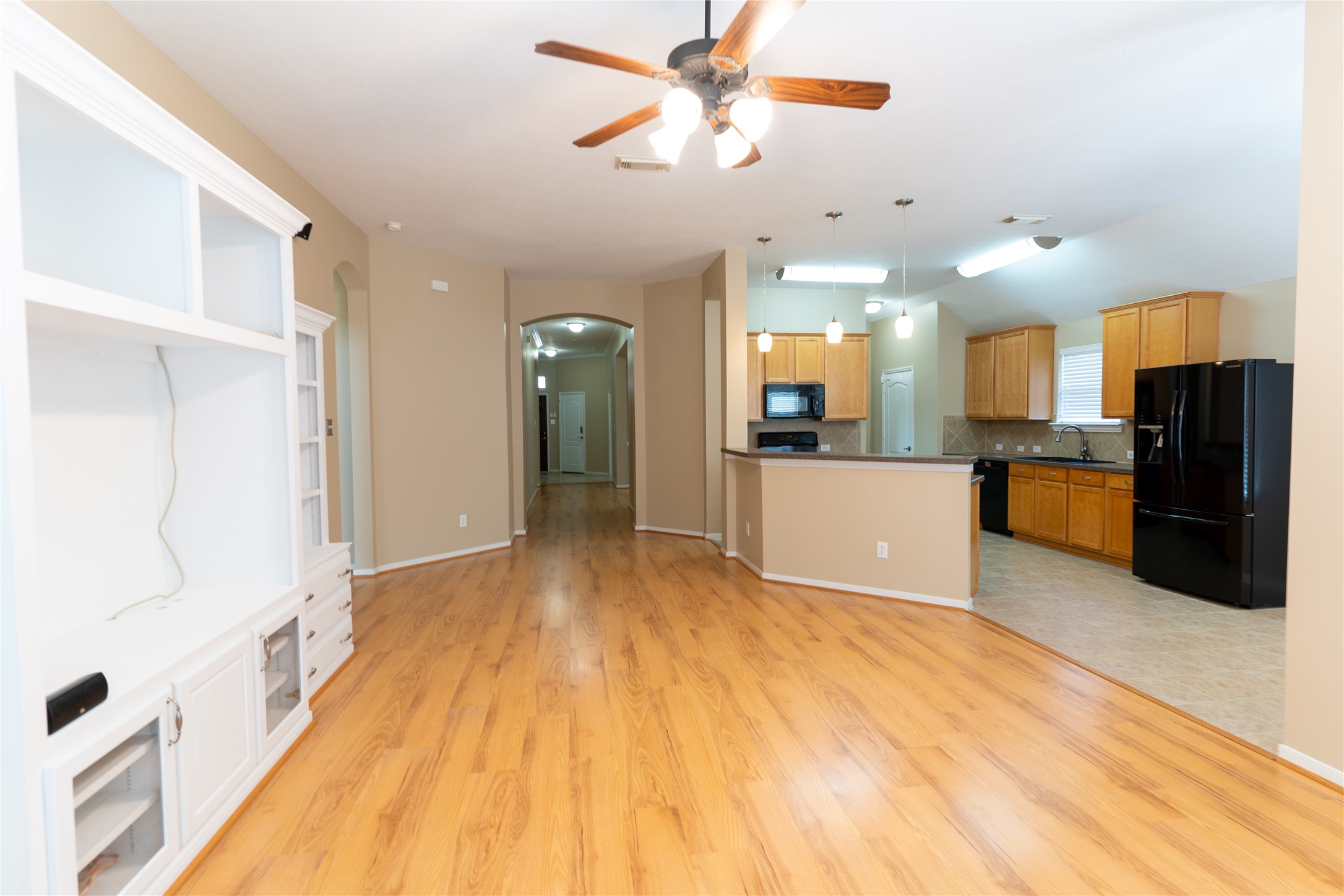 16123 Hitching Post Court Property Photo 7