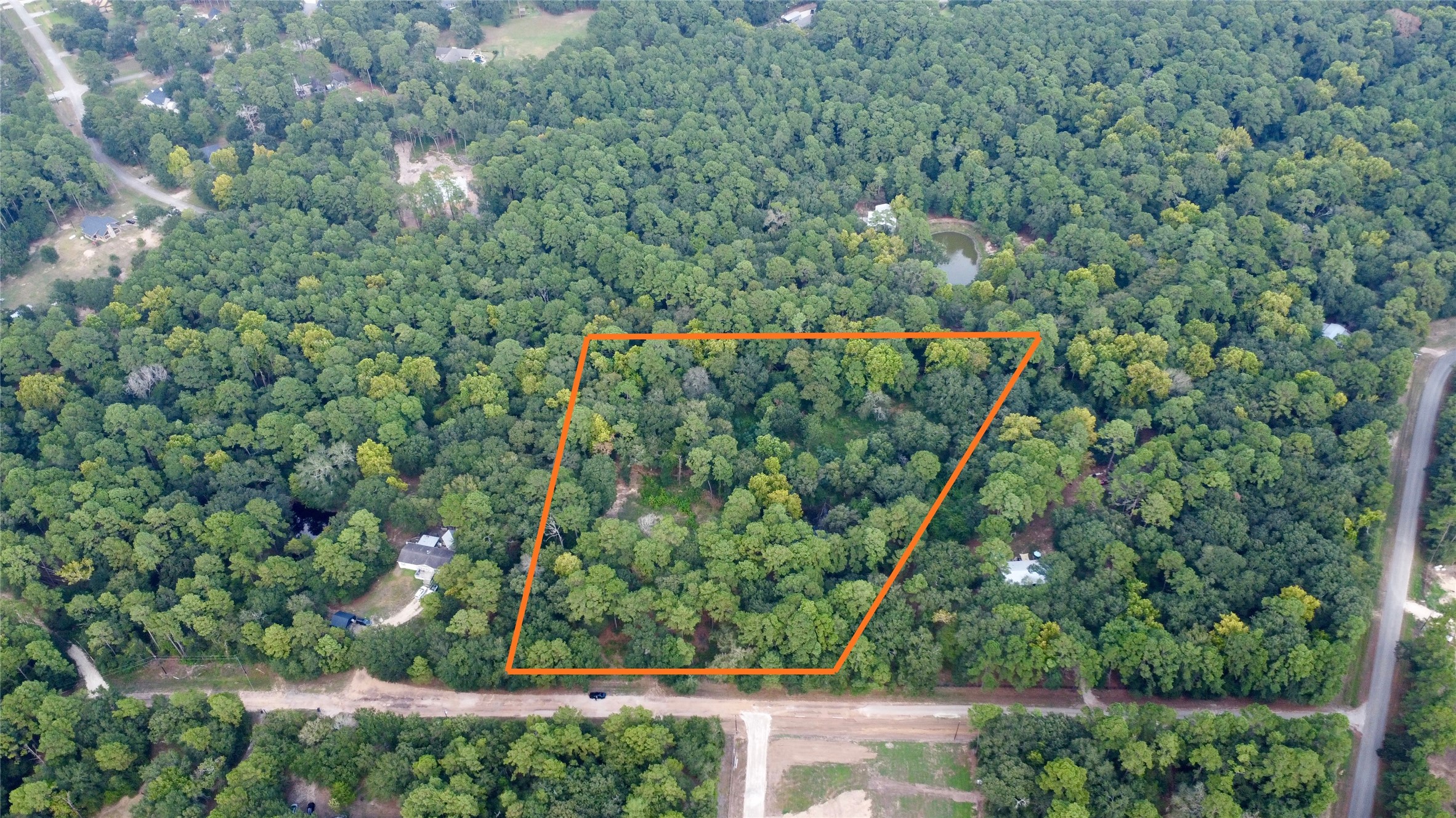 10012 Bentley Drive Property Photo 3