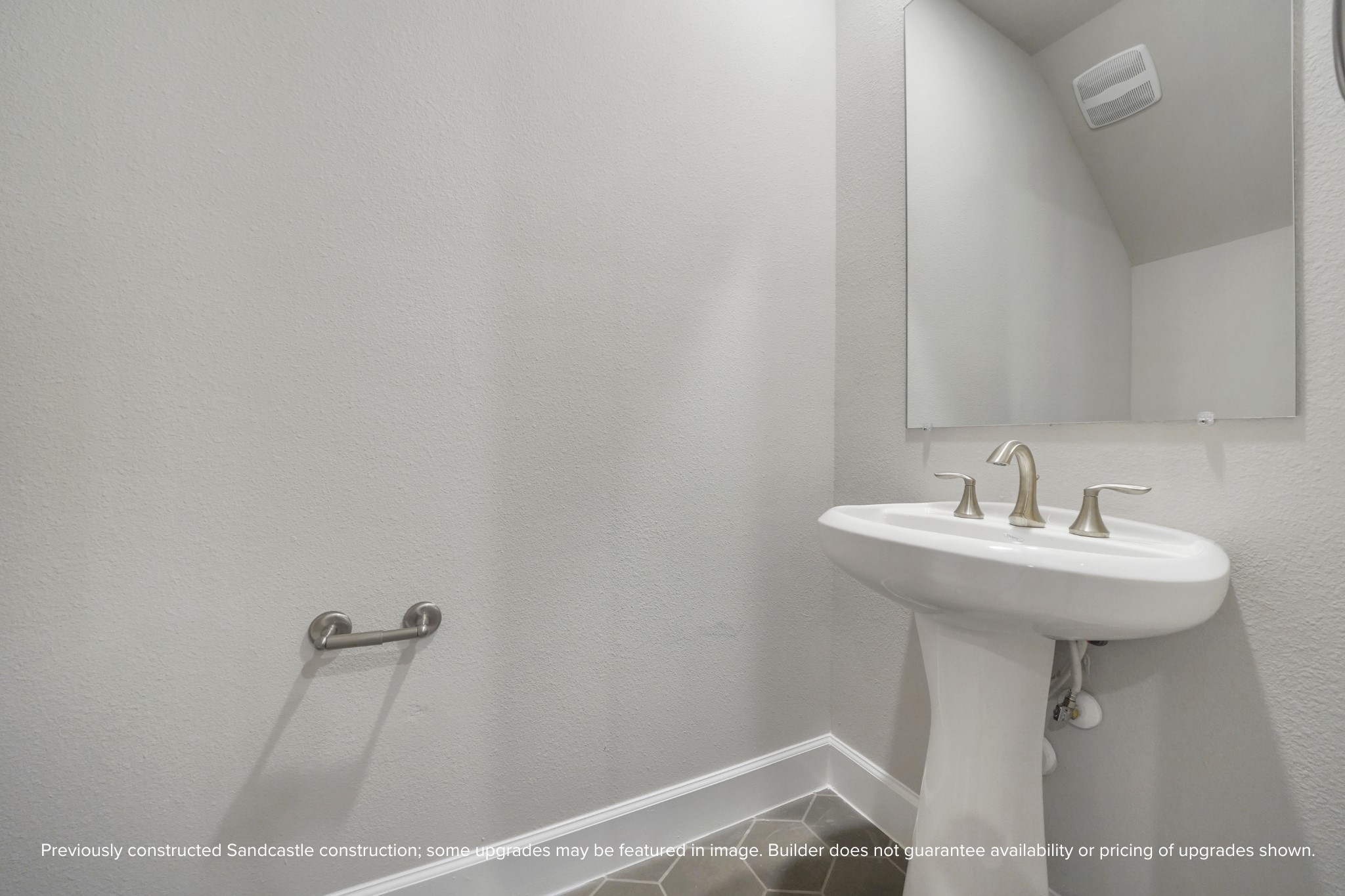 1534 W 34th Street Property Photo 16