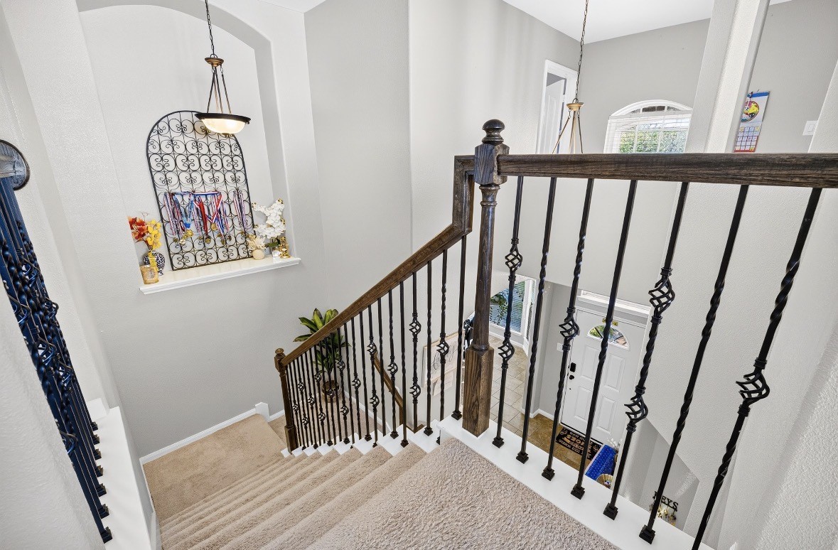16026 Rustlers Trail Lane Property Photo 14