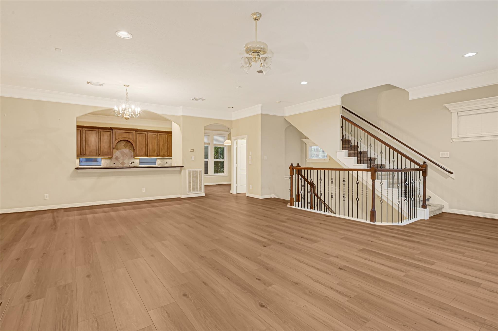 1402 Thompson Street Property Photo 10