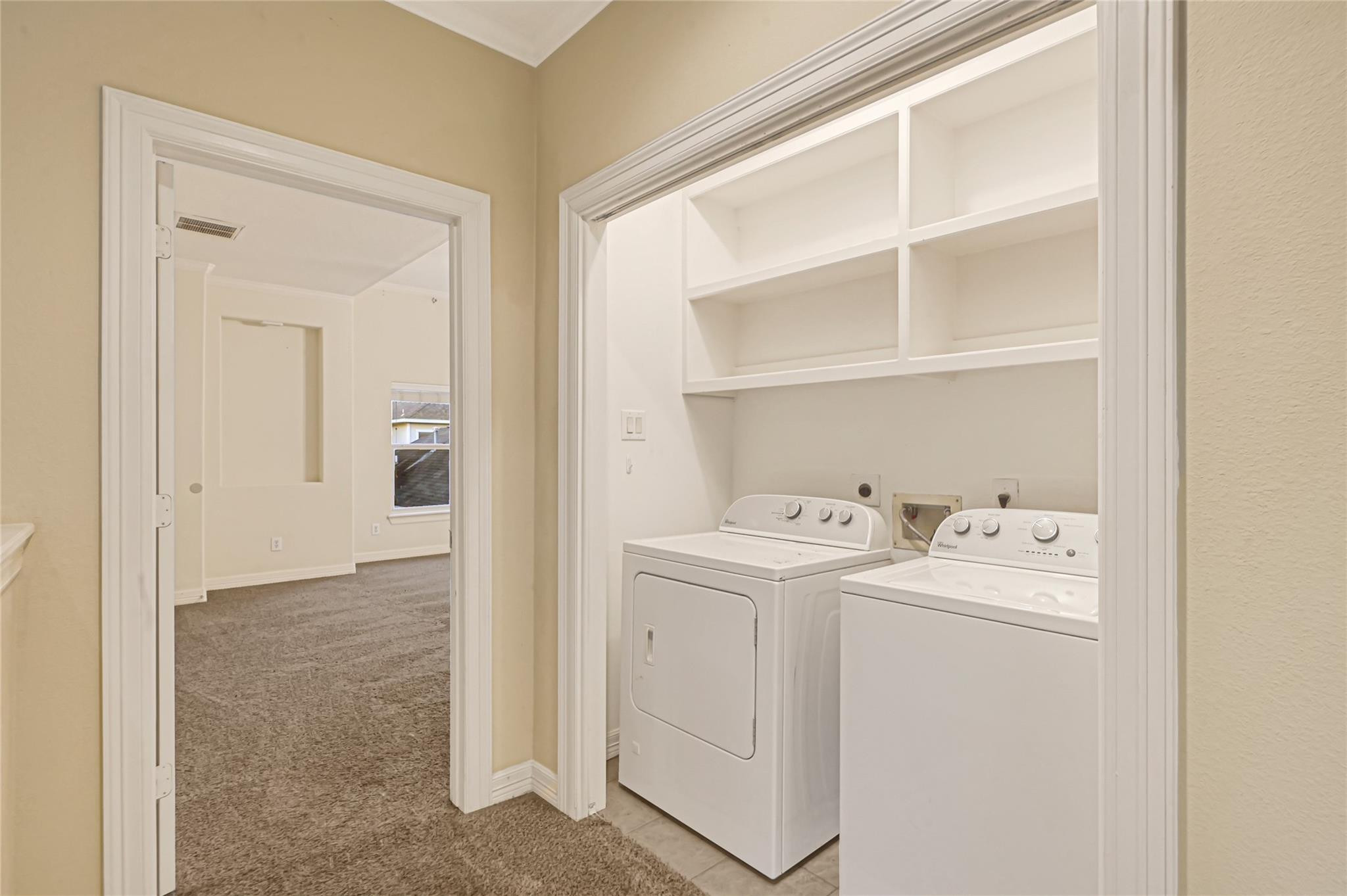 1402 Thompson Street Property Photo 18
