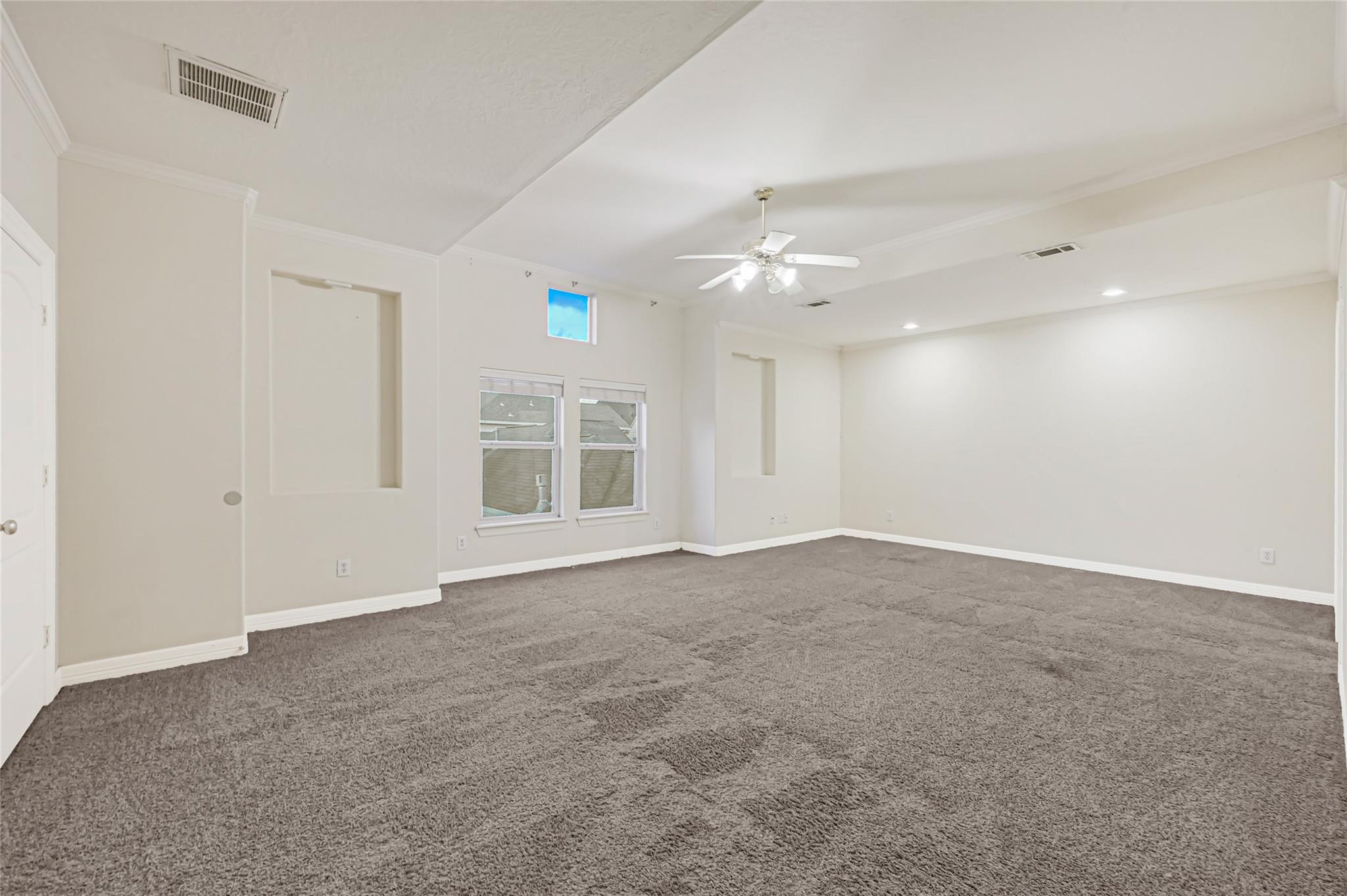 1402 Thompson Street Property Photo 22