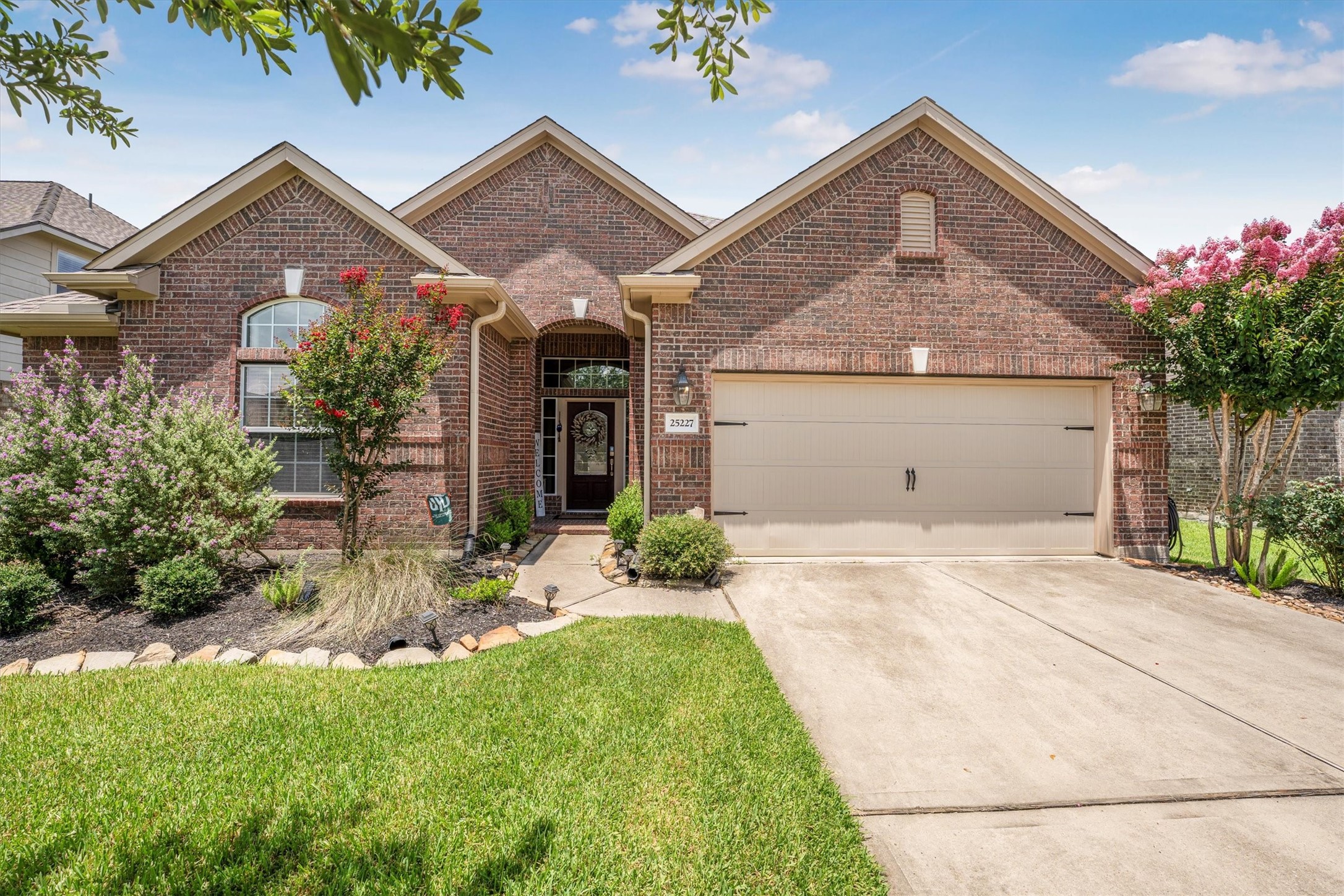 25227 Hawthorne Blossom Drive Property Photo 2