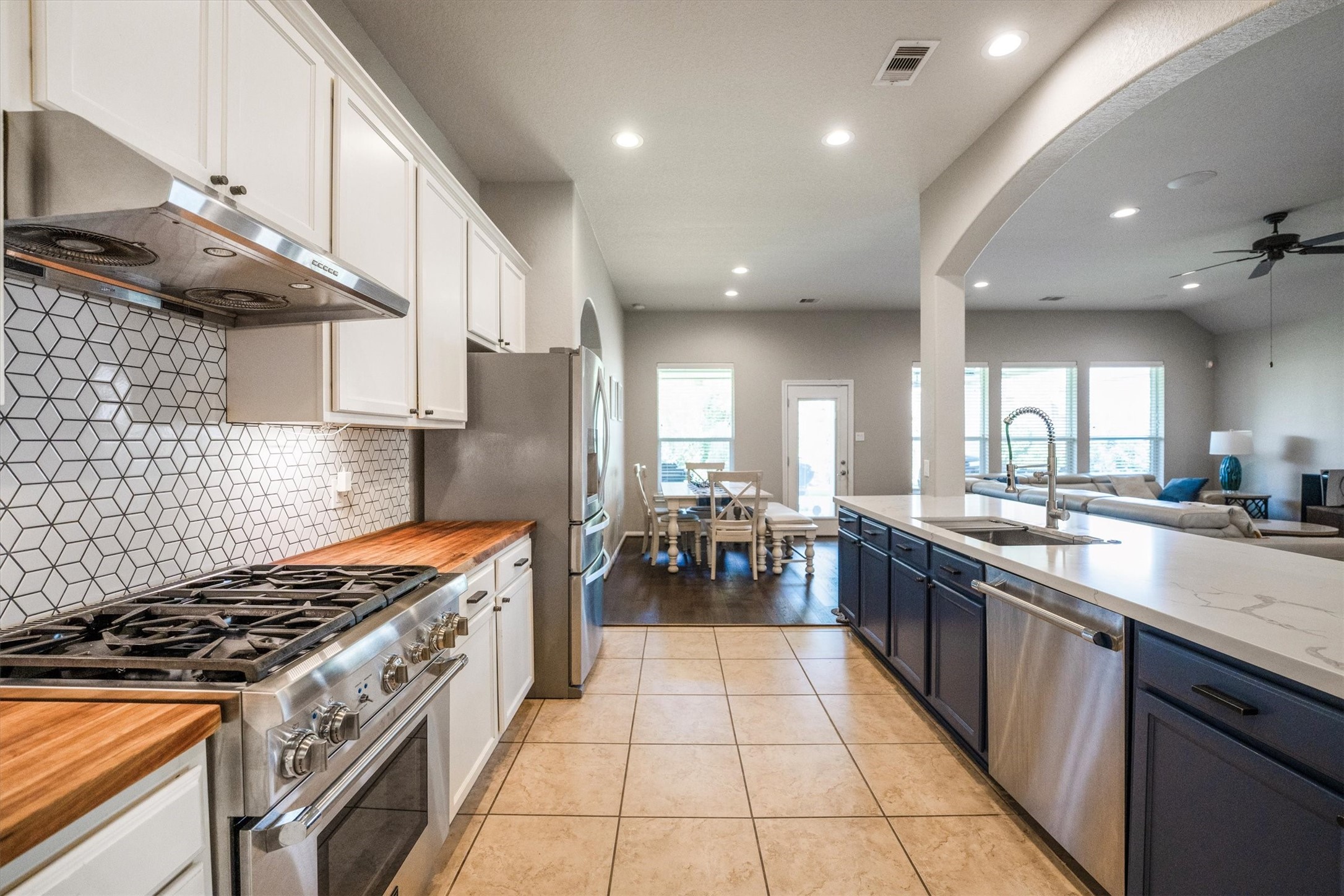 25227 Hawthorne Blossom Drive Property Photo 19