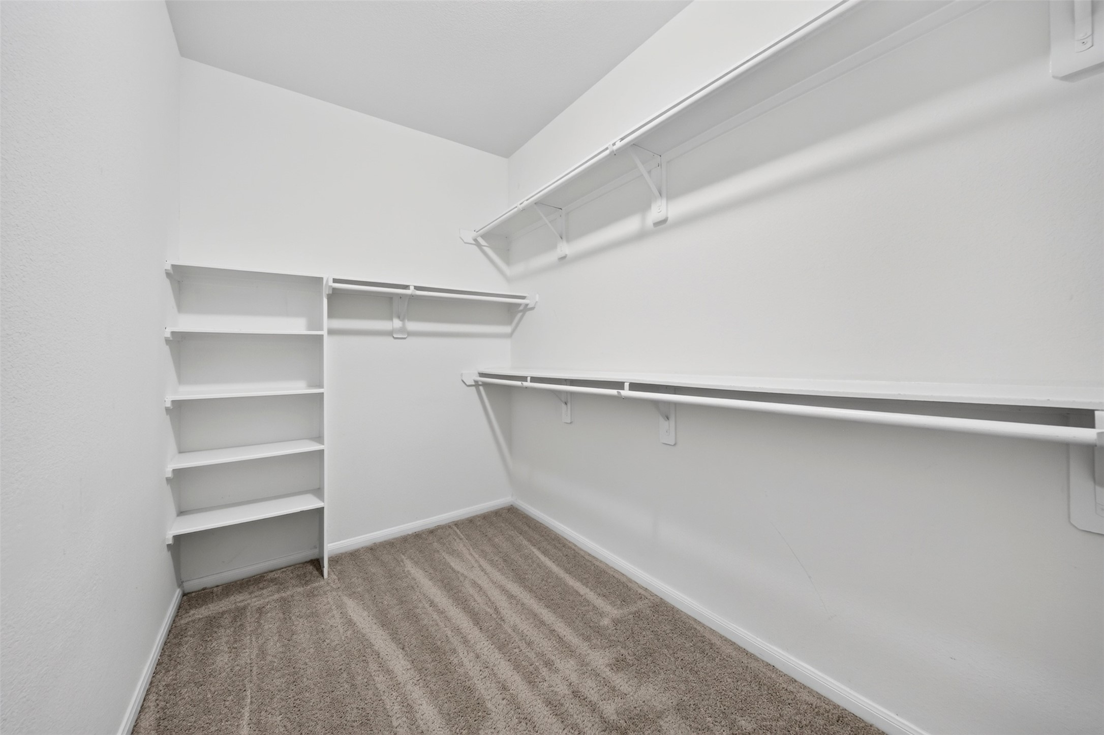 14902 Darbydale Drive Property Photo 11