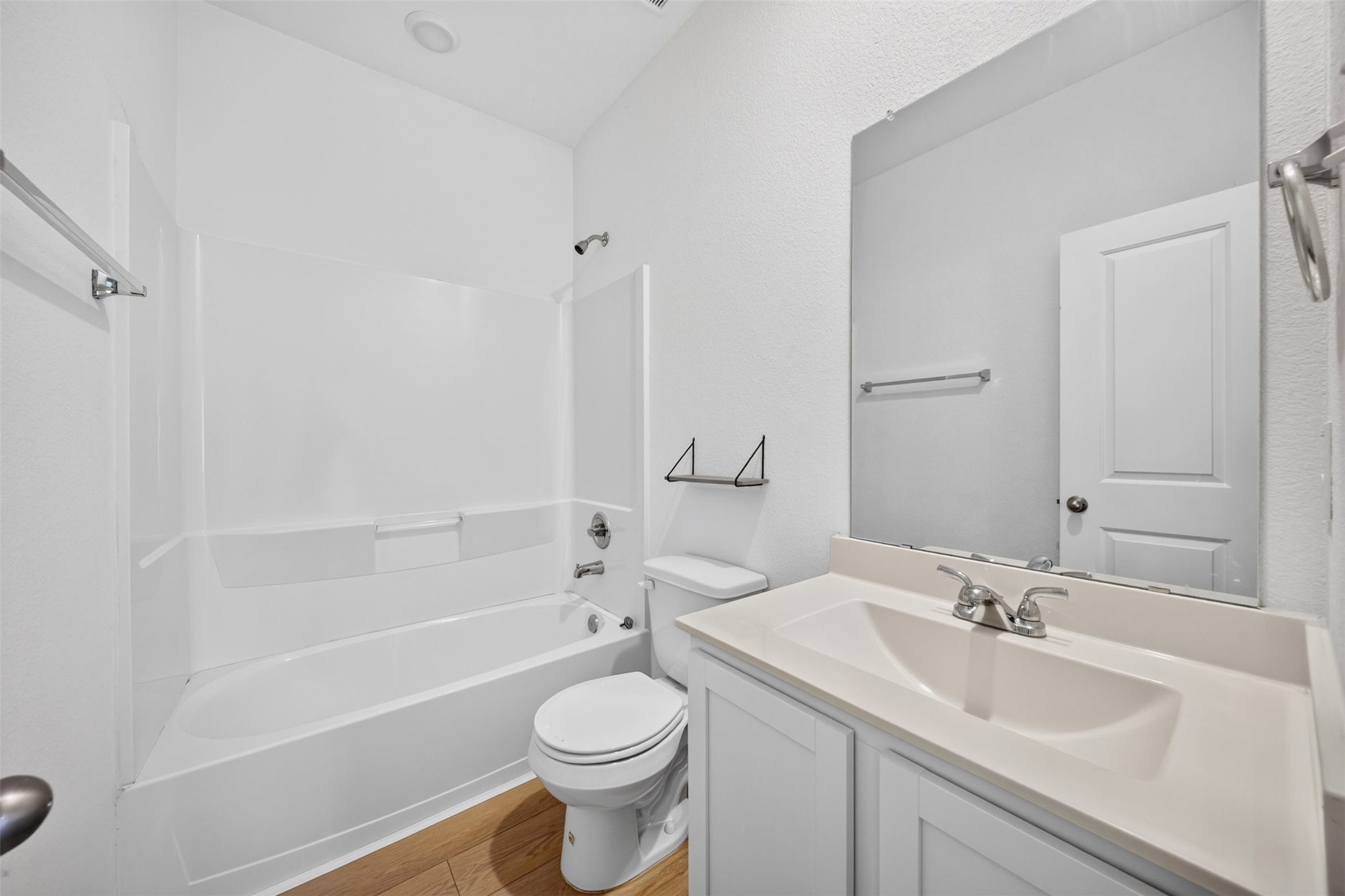 14902 Darbydale Drive Property Photo 14