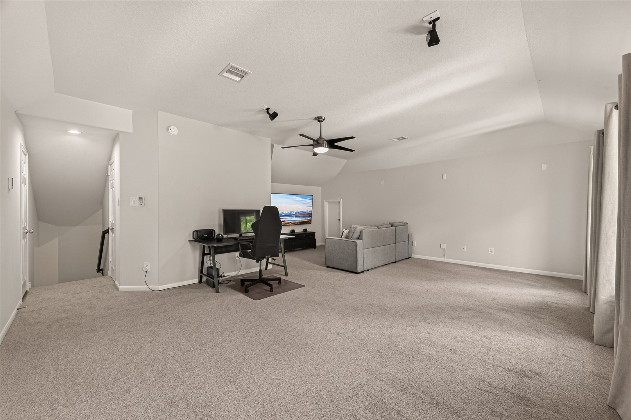 2 S Concord Valley Place Property Photo 25
