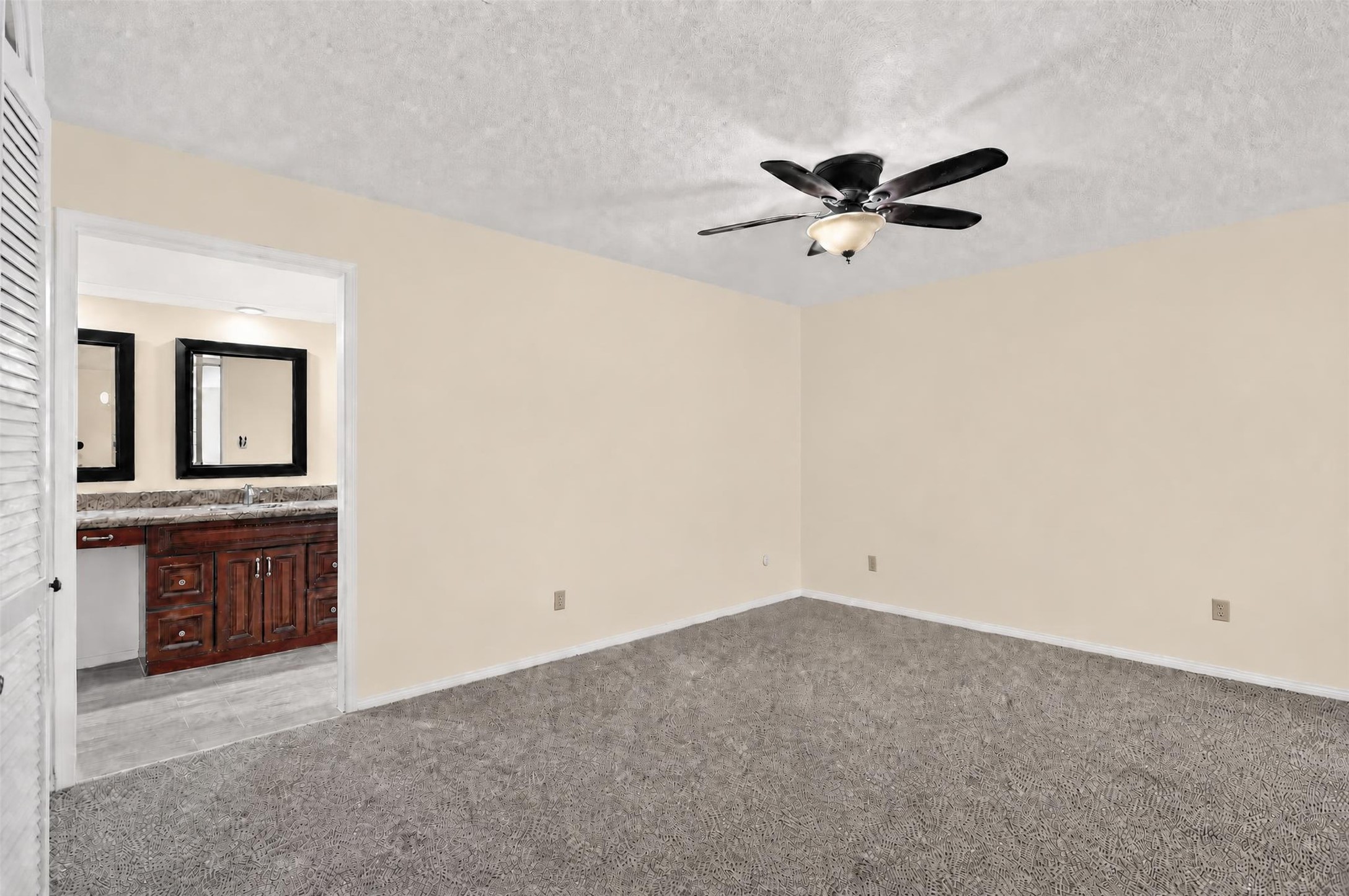 7019 Wyoma Trail Property Photo 18