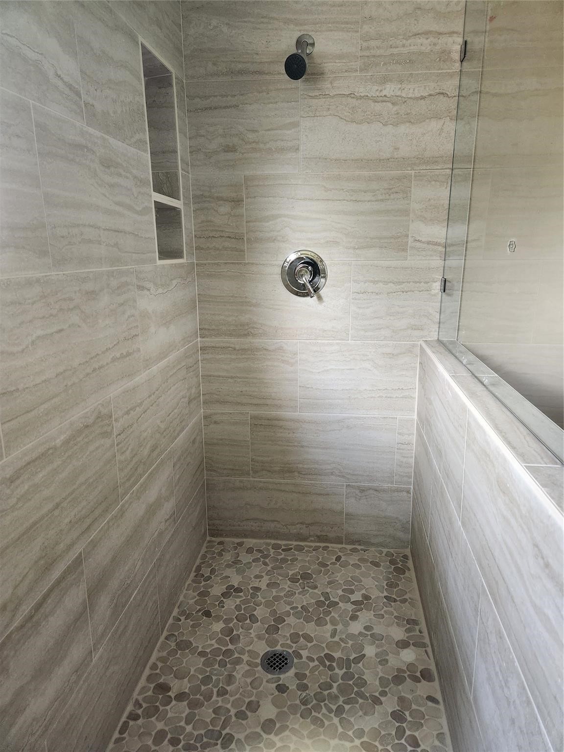 14562 Oak Chase Drive Property Photo 13