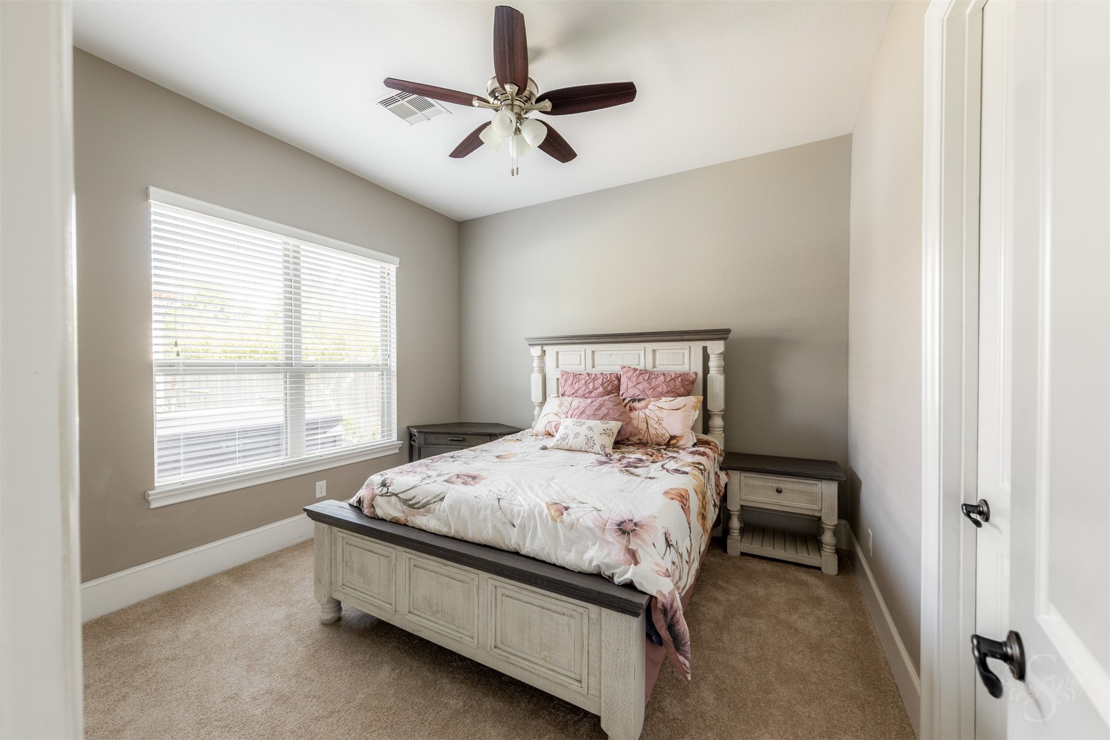 3014 Brighton Sky Lane Property Photo 27