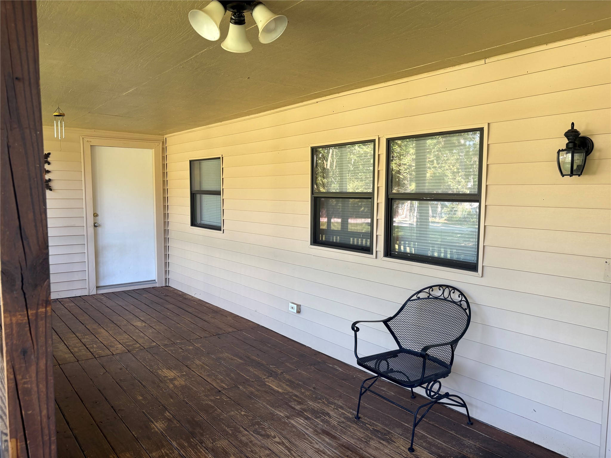 13172 S Lee Shore Drive Property Photo 1