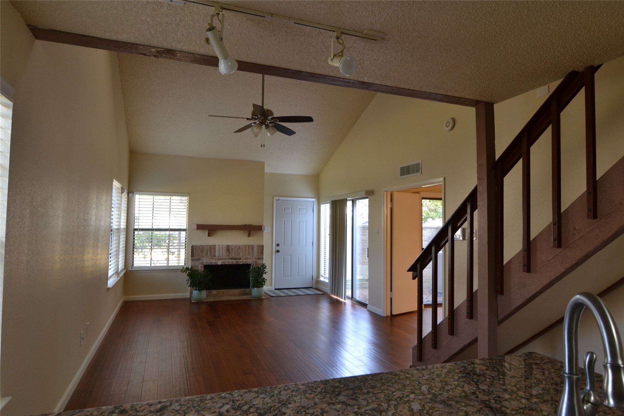 13461 Garden Grove 761 Property Photo 8