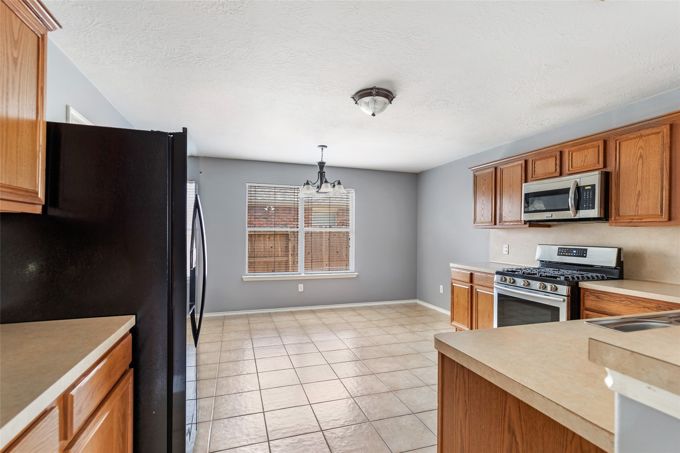 17815 Torregon Lane Property Photo 10