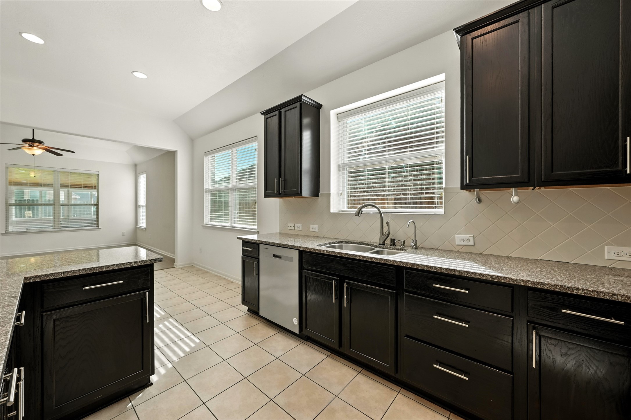 9219 Gilbert Hollow Drive Property Photo 17