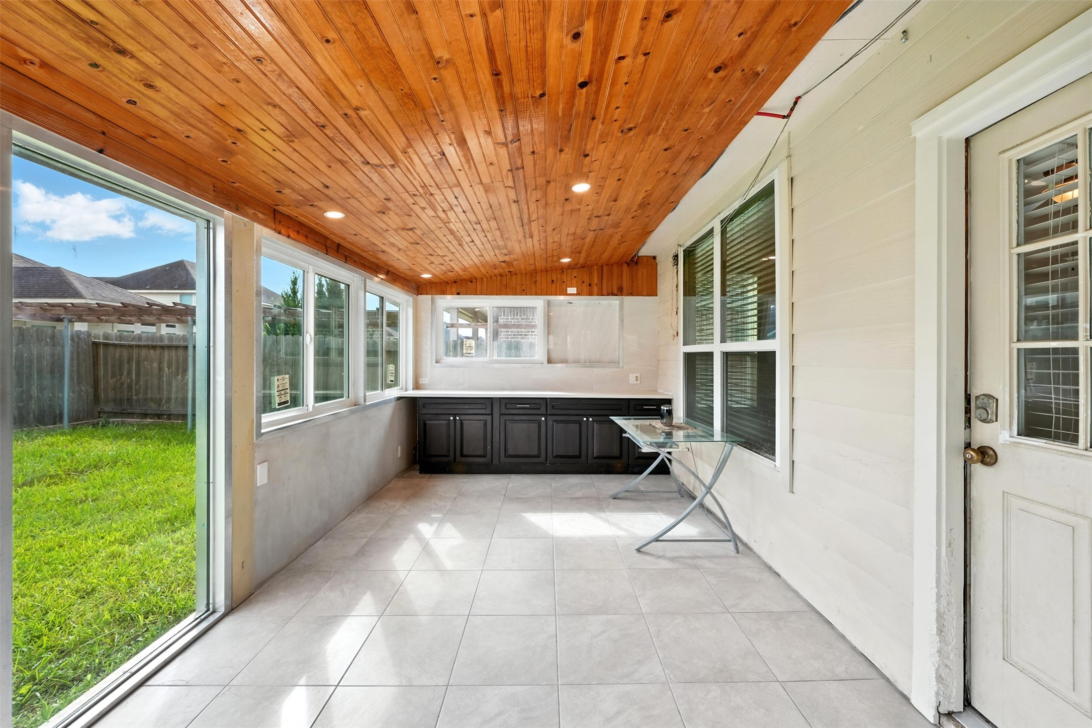 9219 Gilbert Hollow Drive Property Photo 40