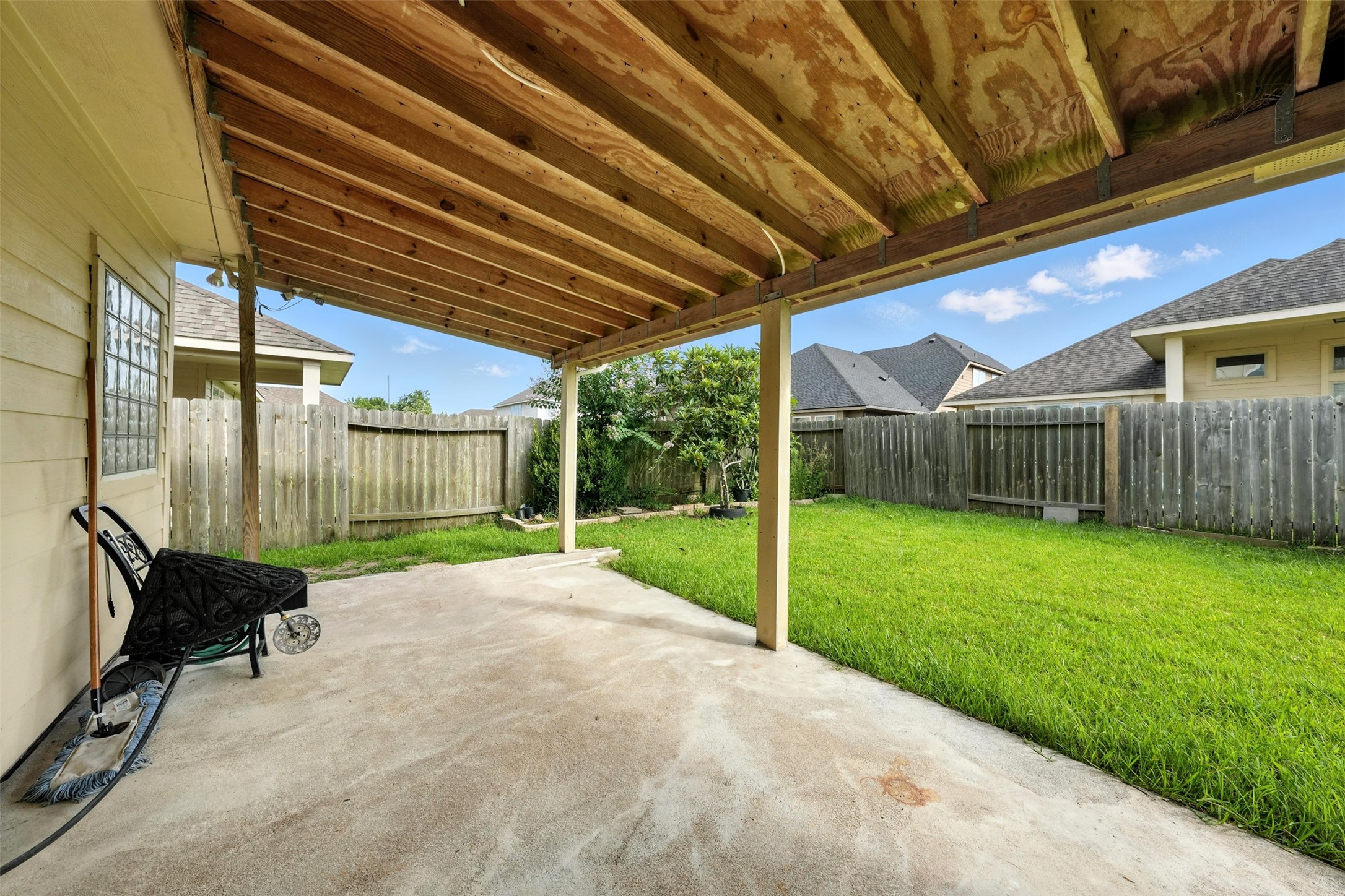 9219 Gilbert Hollow Drive Property Photo 43