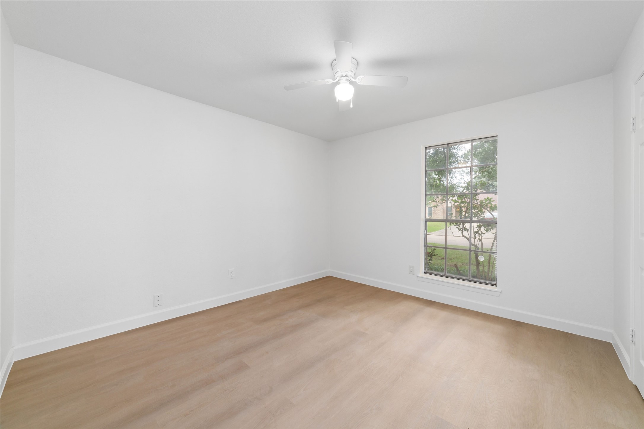 5023 Monteith Drive Property Photo 15