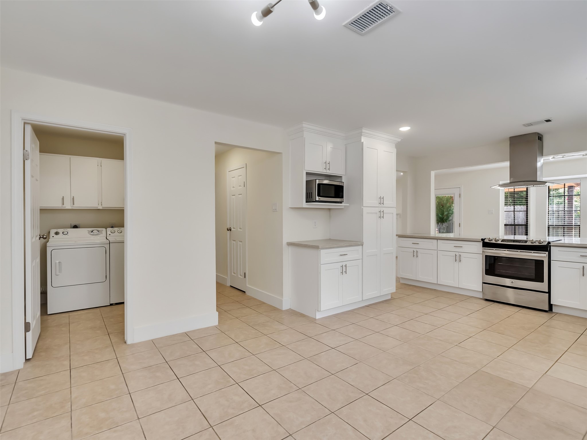 4223 Glen Avon Drive Property Photo 22