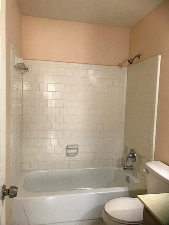 8414 Grand Knolls Drive Property Photo 8