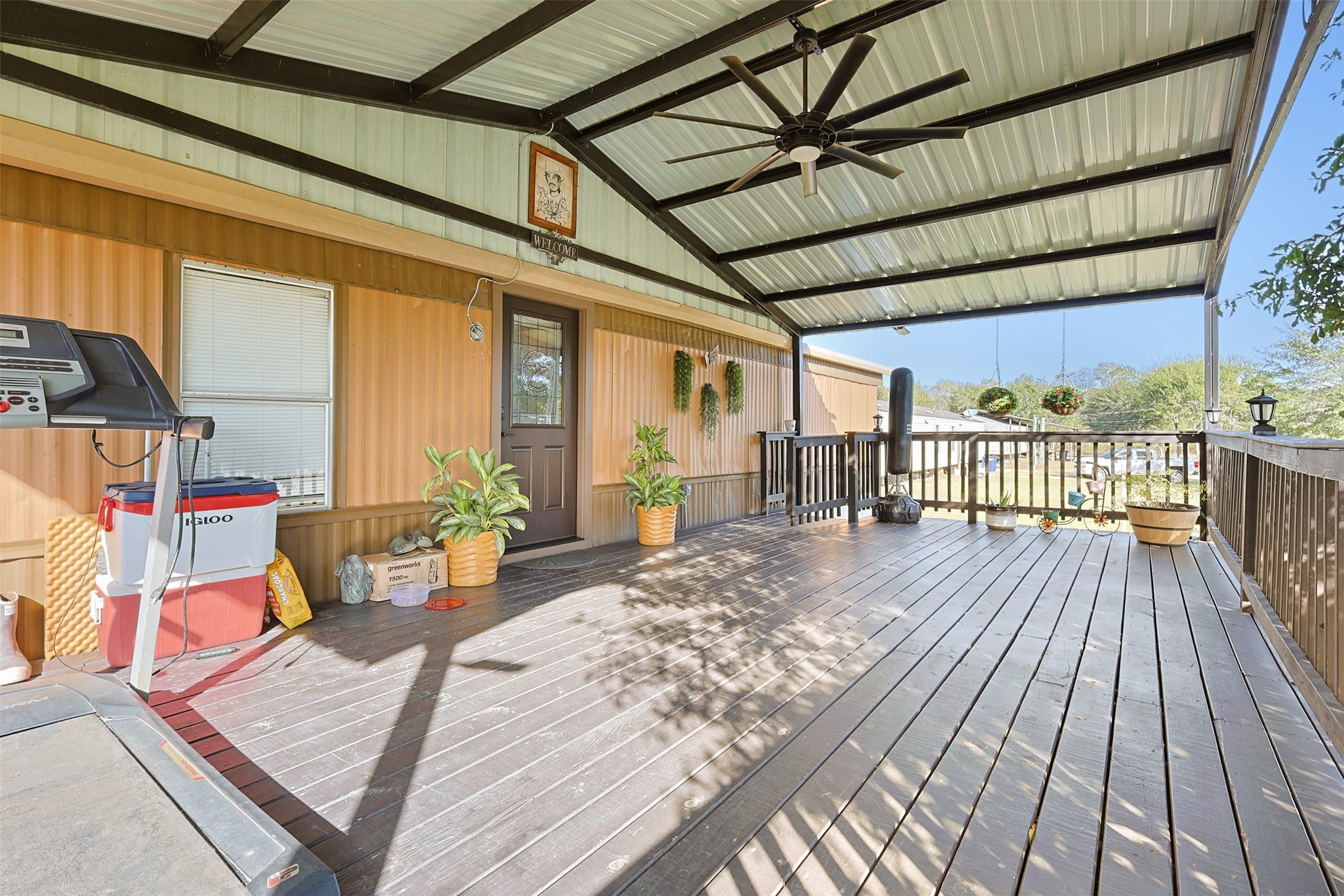 320 County Road 48761 Property Photo 5