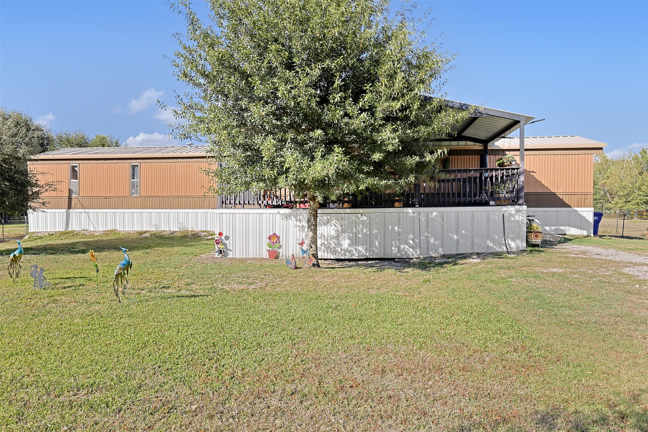 320 County Road 48761 Property Photo 27