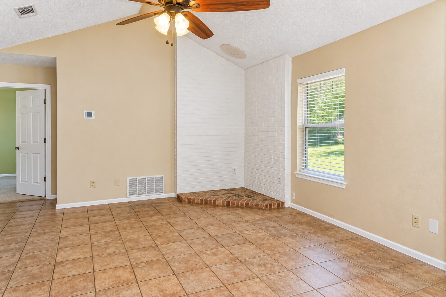 828 Armadillo Drive Property Photo 17