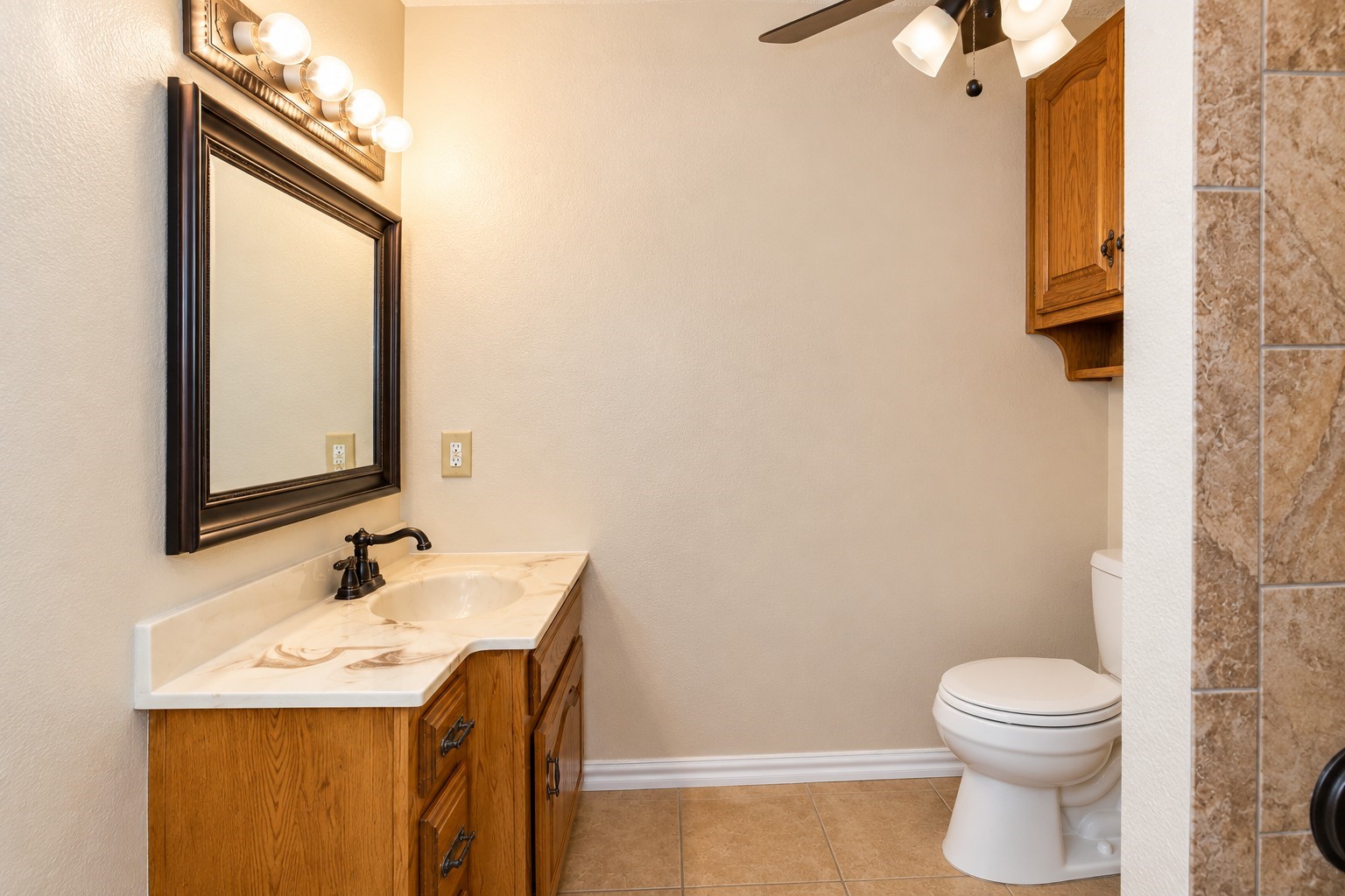 828 Armadillo Drive Property Photo 29