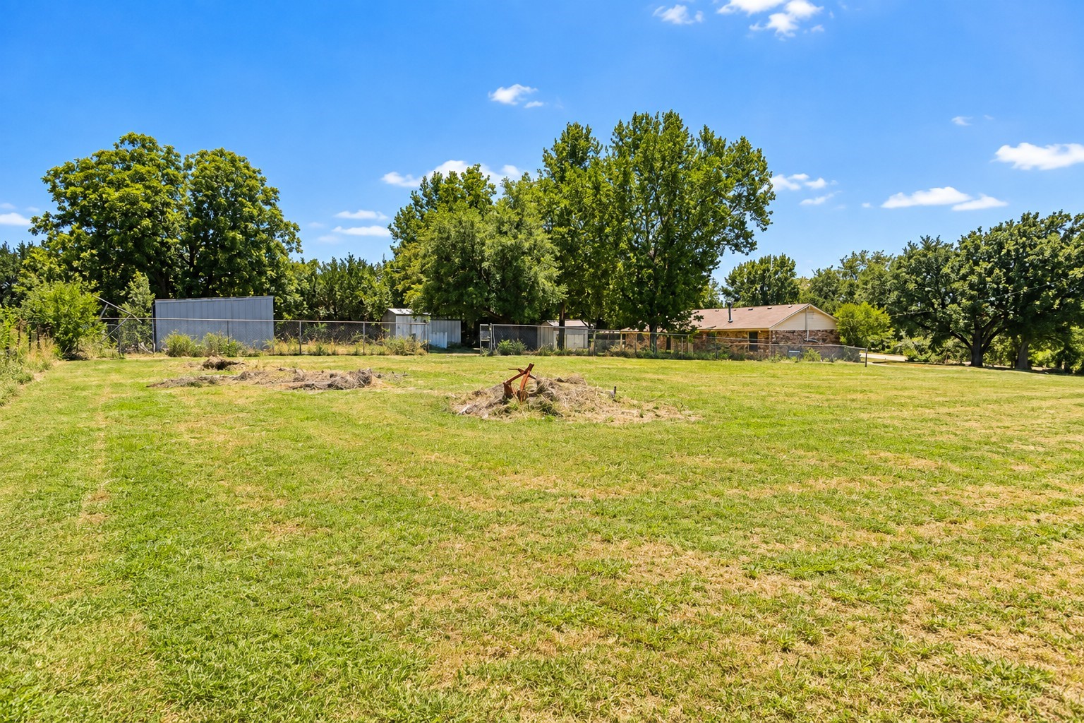 828 Armadillo Drive Property Photo 44