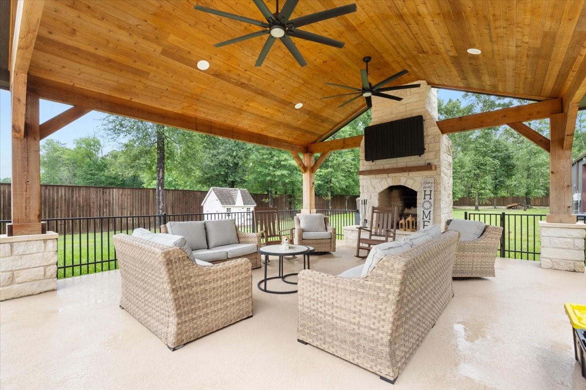 27656 Rio Blanco Drive Property Photo 1