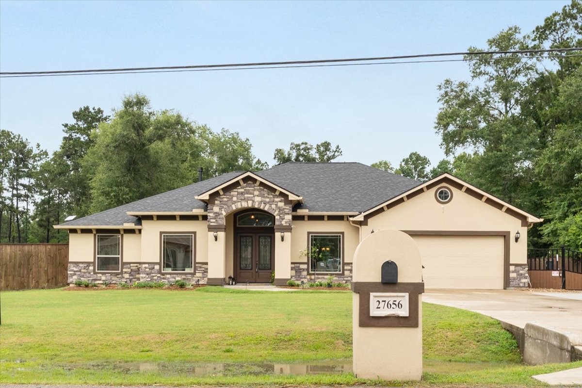 27656 Rio Blanco Drive Property Photo 3