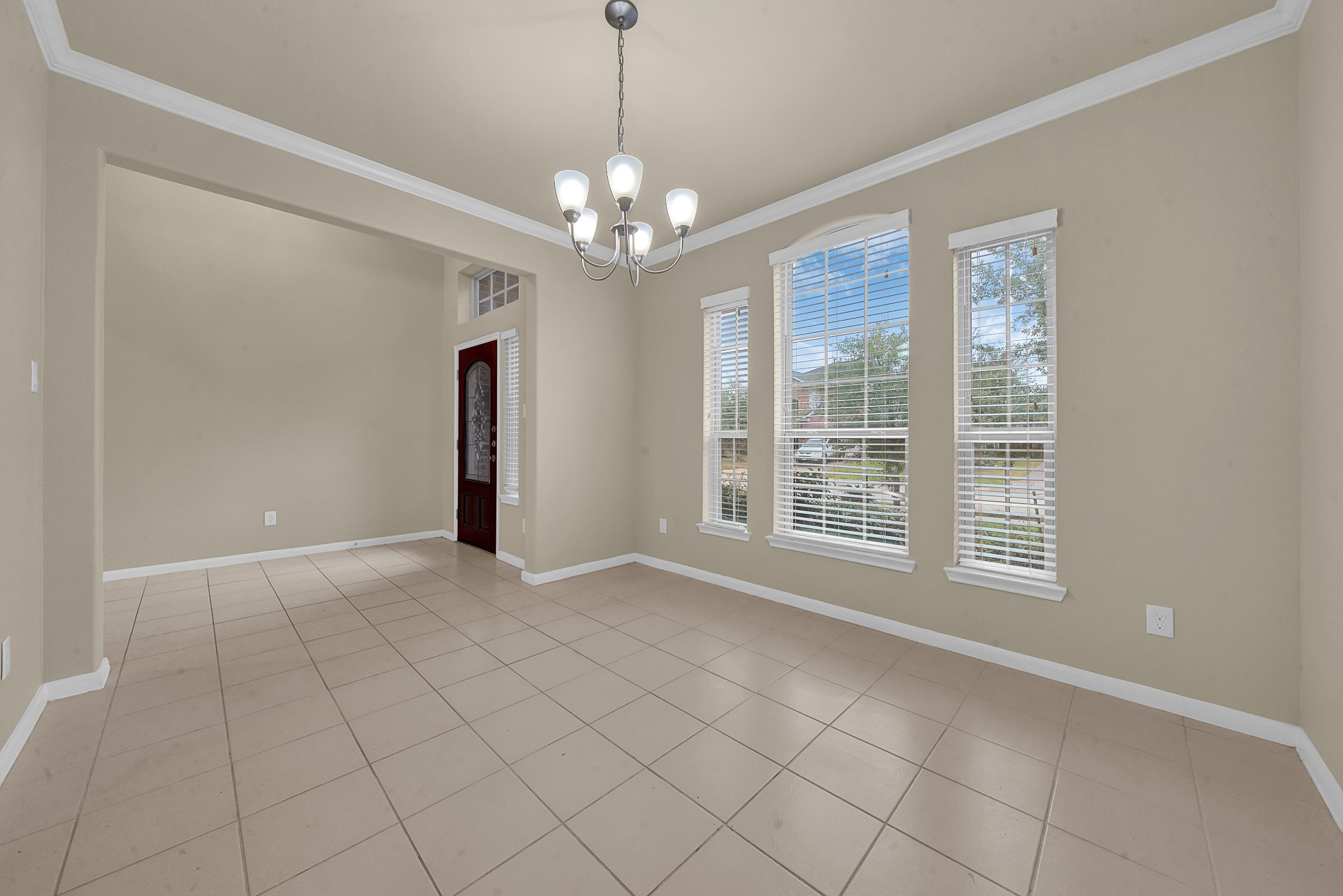 16911 Wedgeside Park Property Photo 3