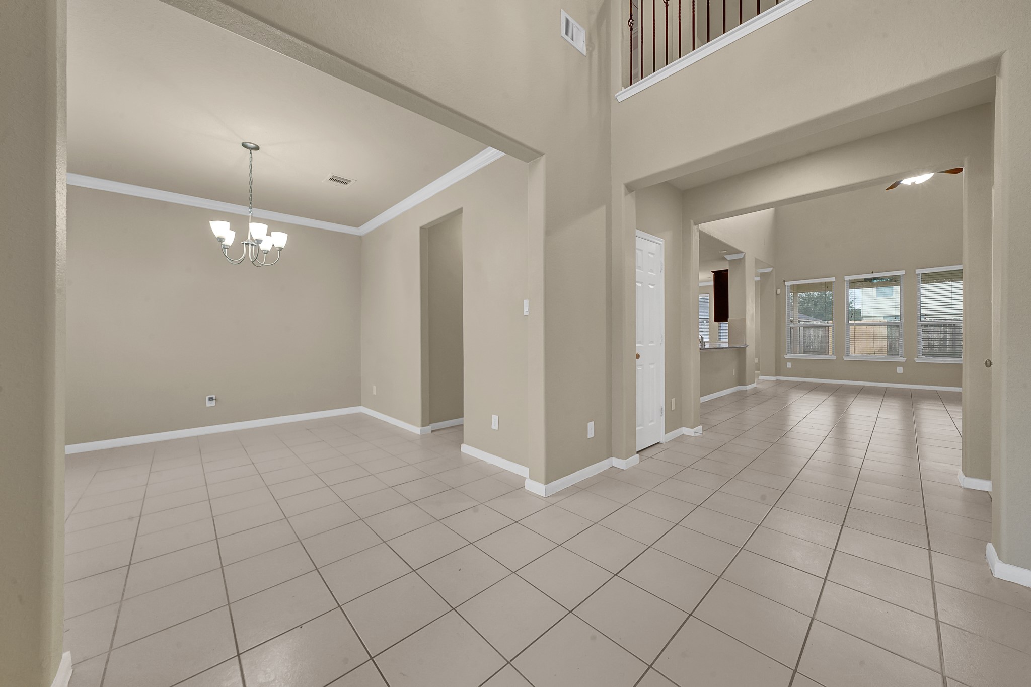 16911 Wedgeside Park Property Photo 10