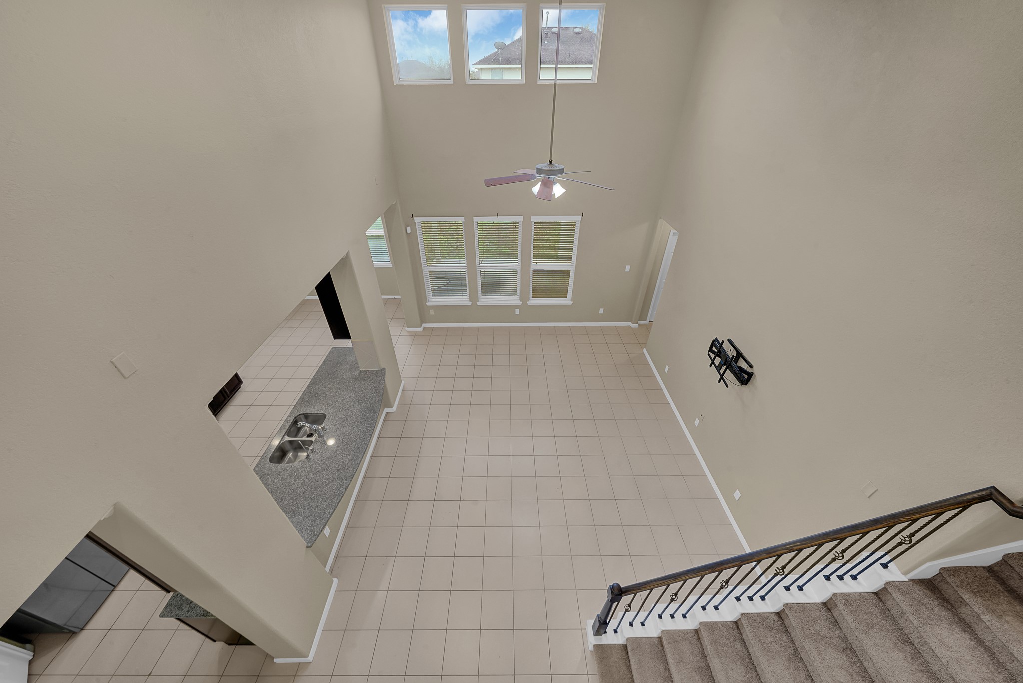 16911 Wedgeside Park Property Photo 11