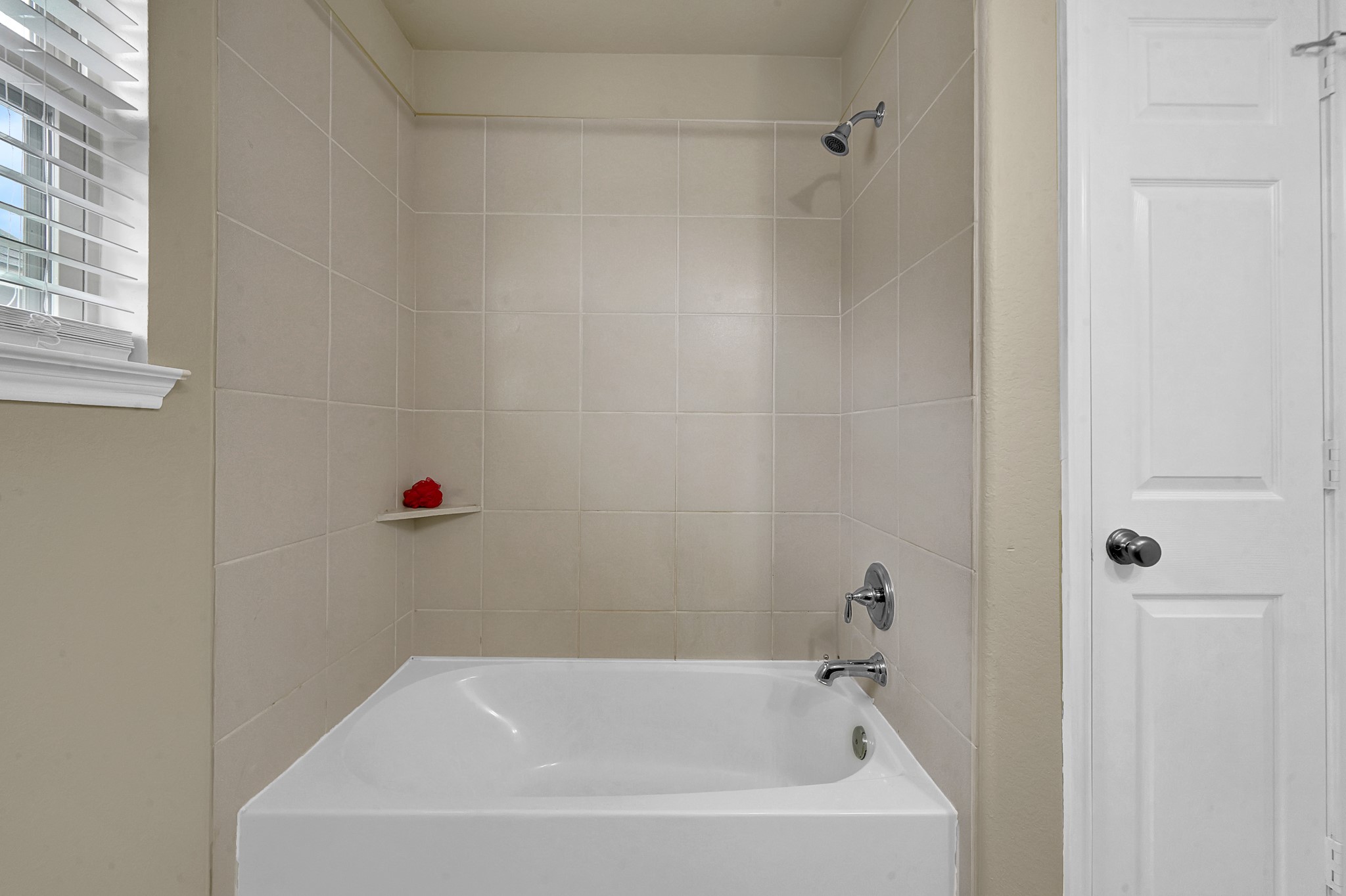 16911 Wedgeside Park Property Photo 15