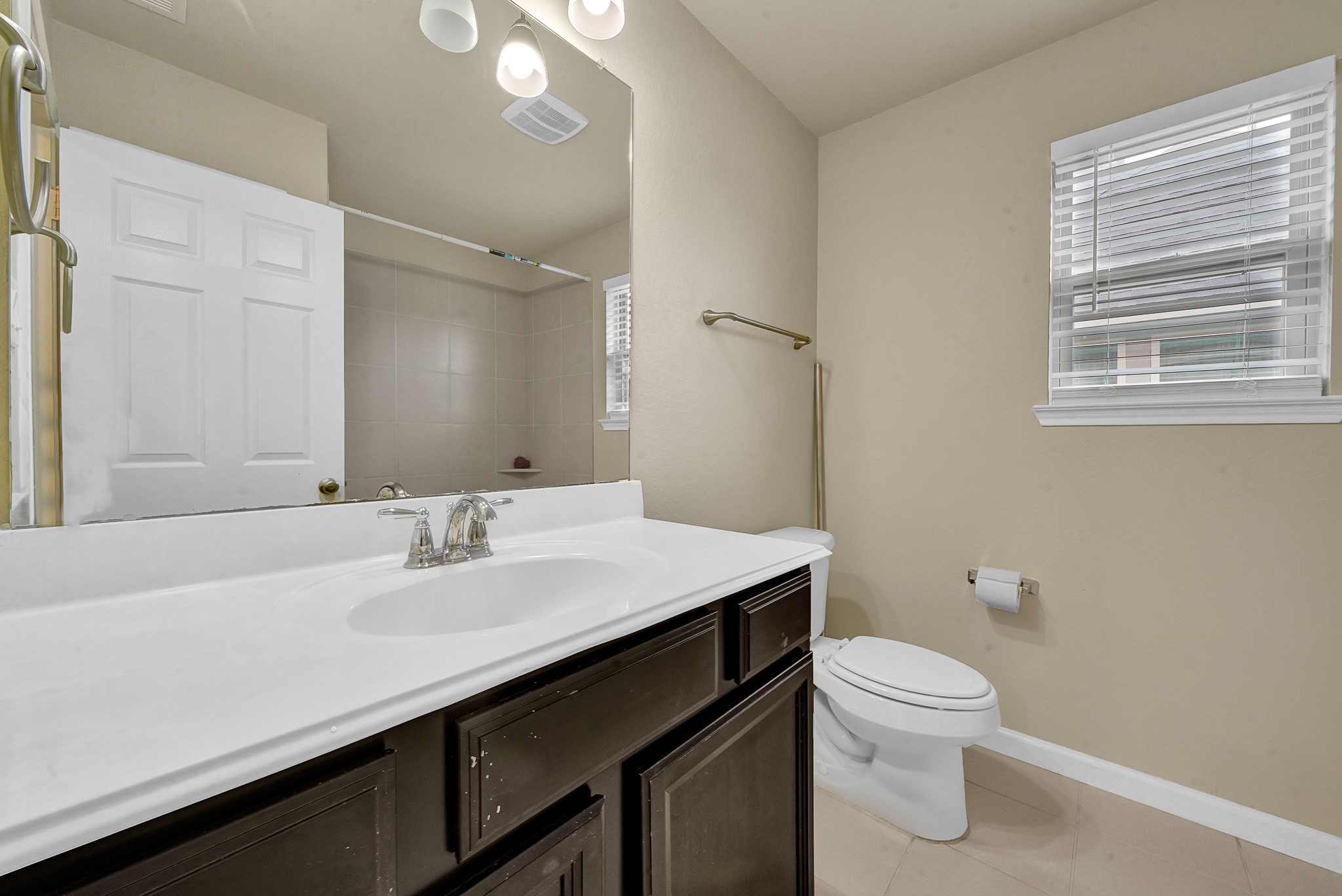 16911 Wedgeside Park Property Photo 16