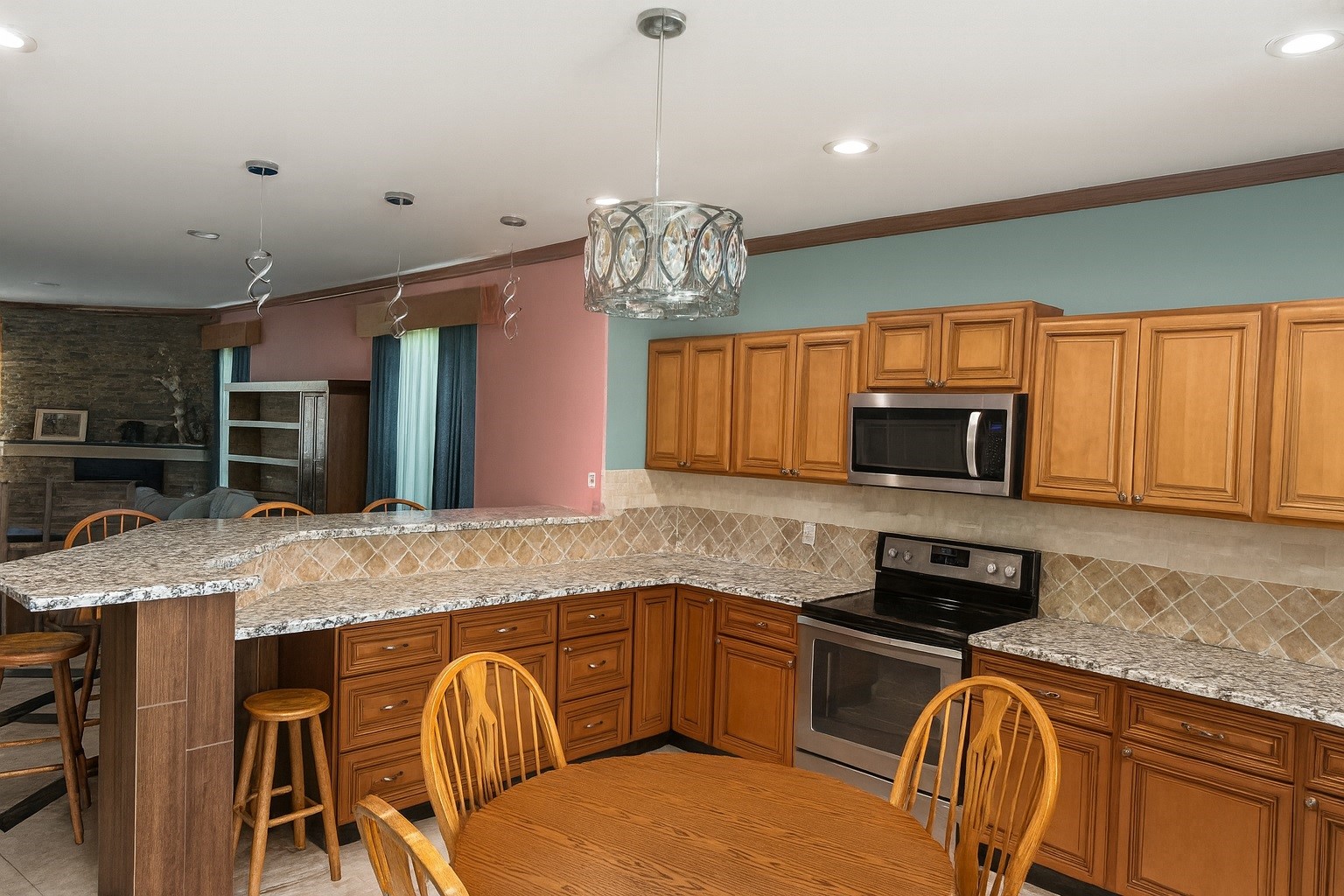805 County Road 3550 Property Photo 7