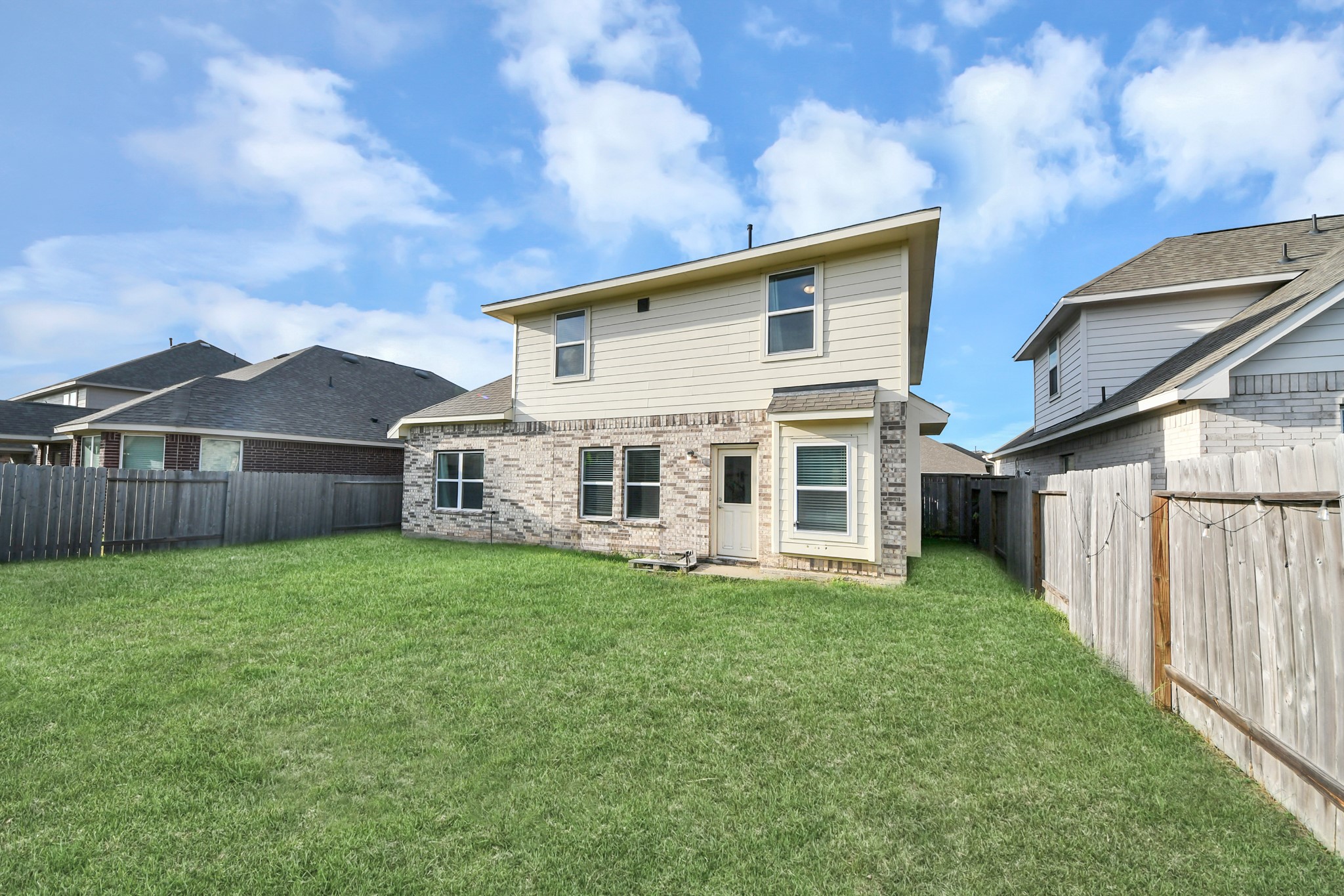30207 Twisting Springs Drive Property Photo 28
