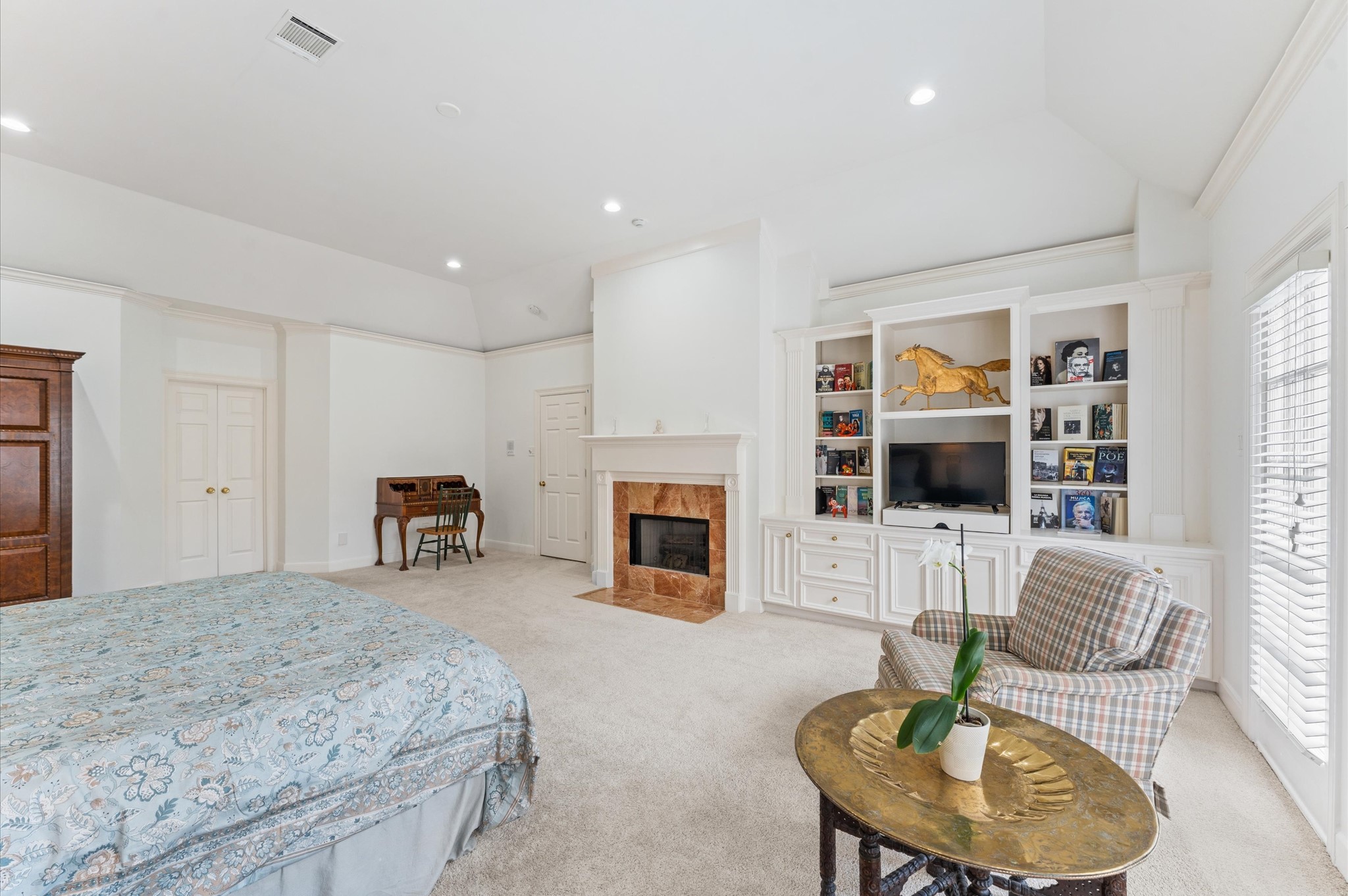 2222 Nantucket Drive B Property Photo 18
