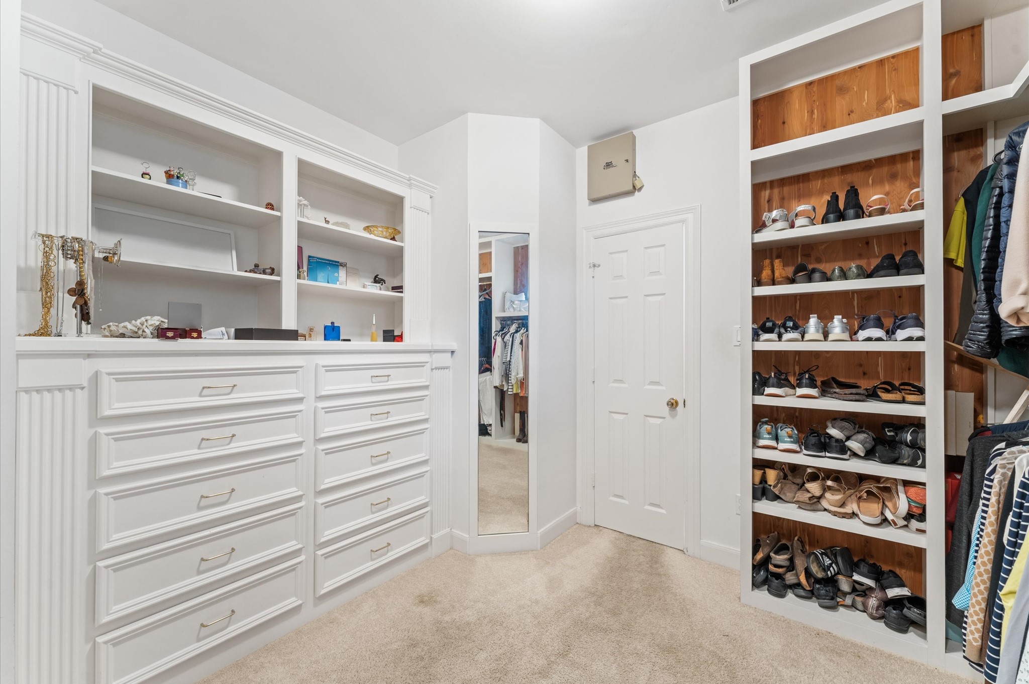 2222 Nantucket Drive B Property Photo 22