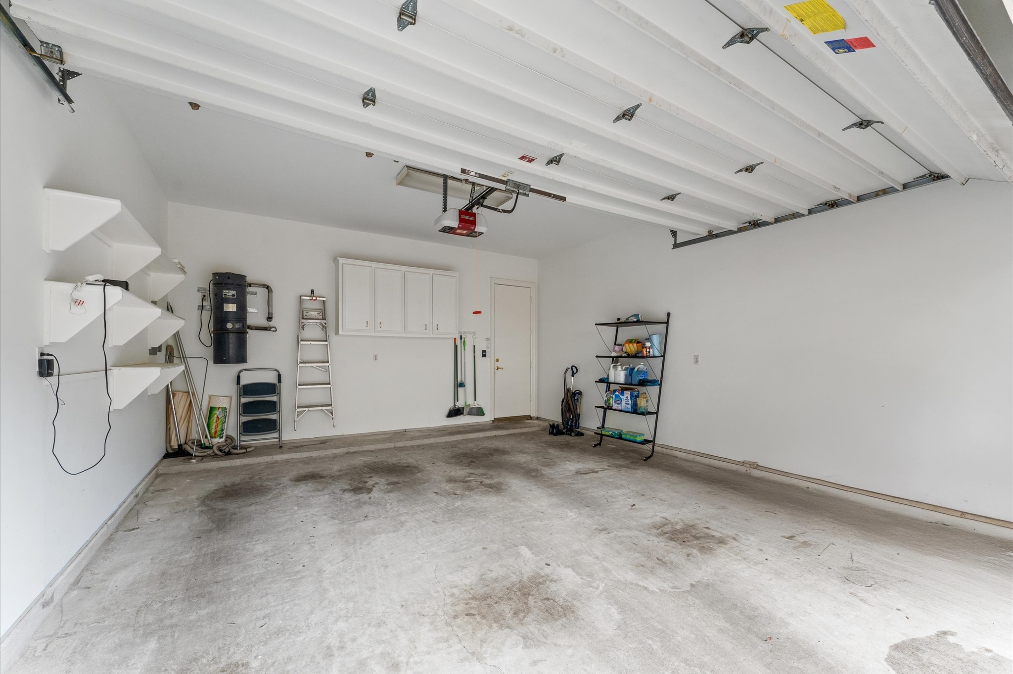 2222 Nantucket Drive B Property Photo 34