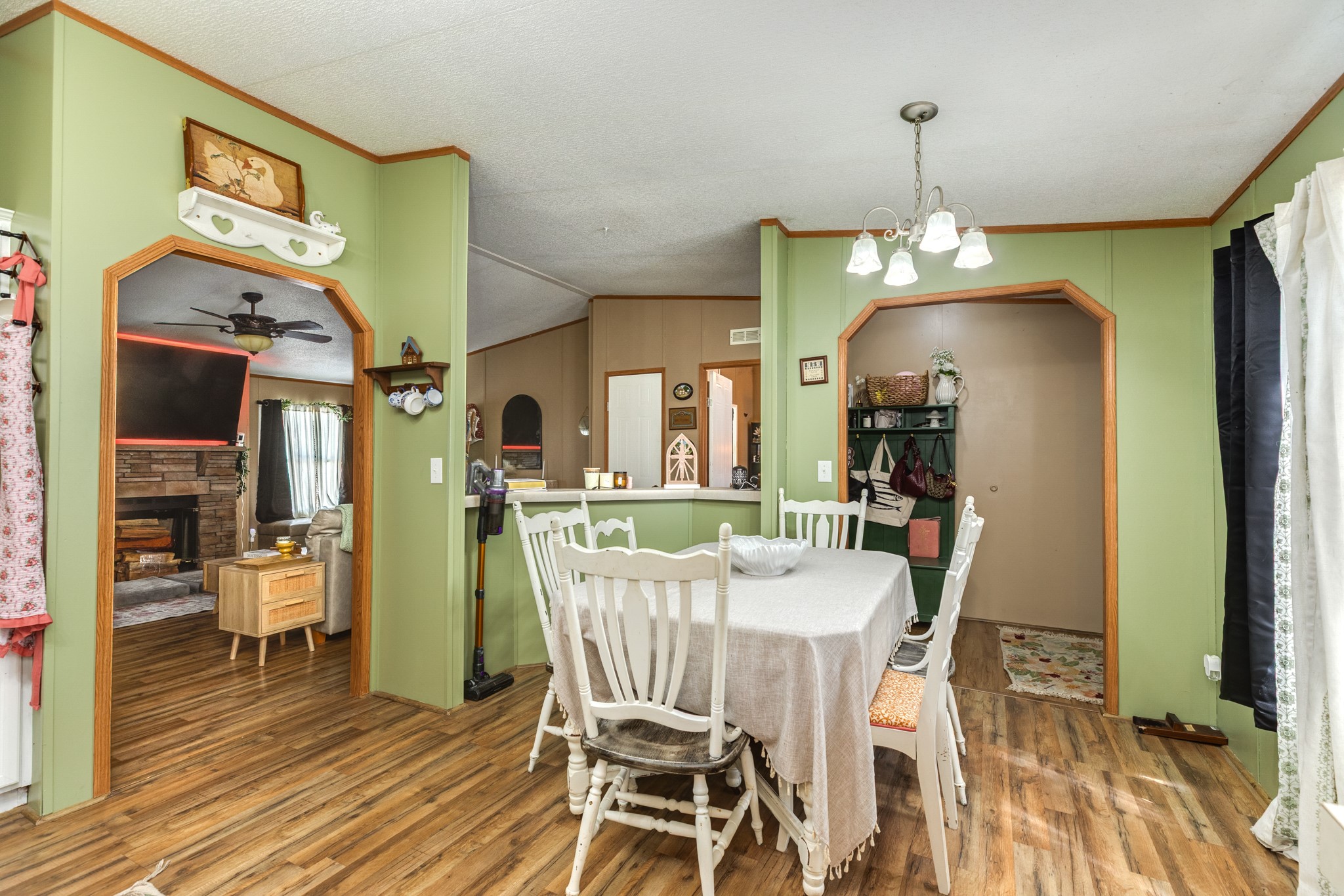 2910 Shady Creek Lane Property Photo 10