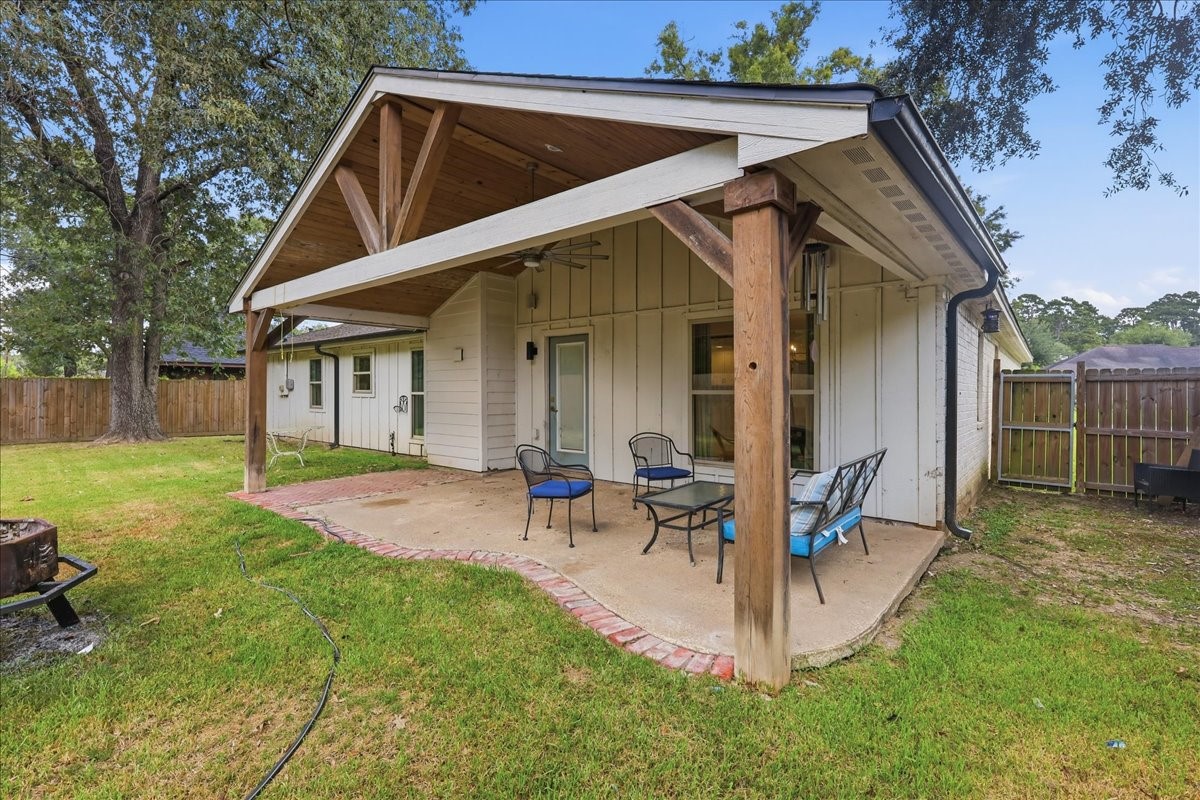 7165 Firethorn Drive Property Photo 25